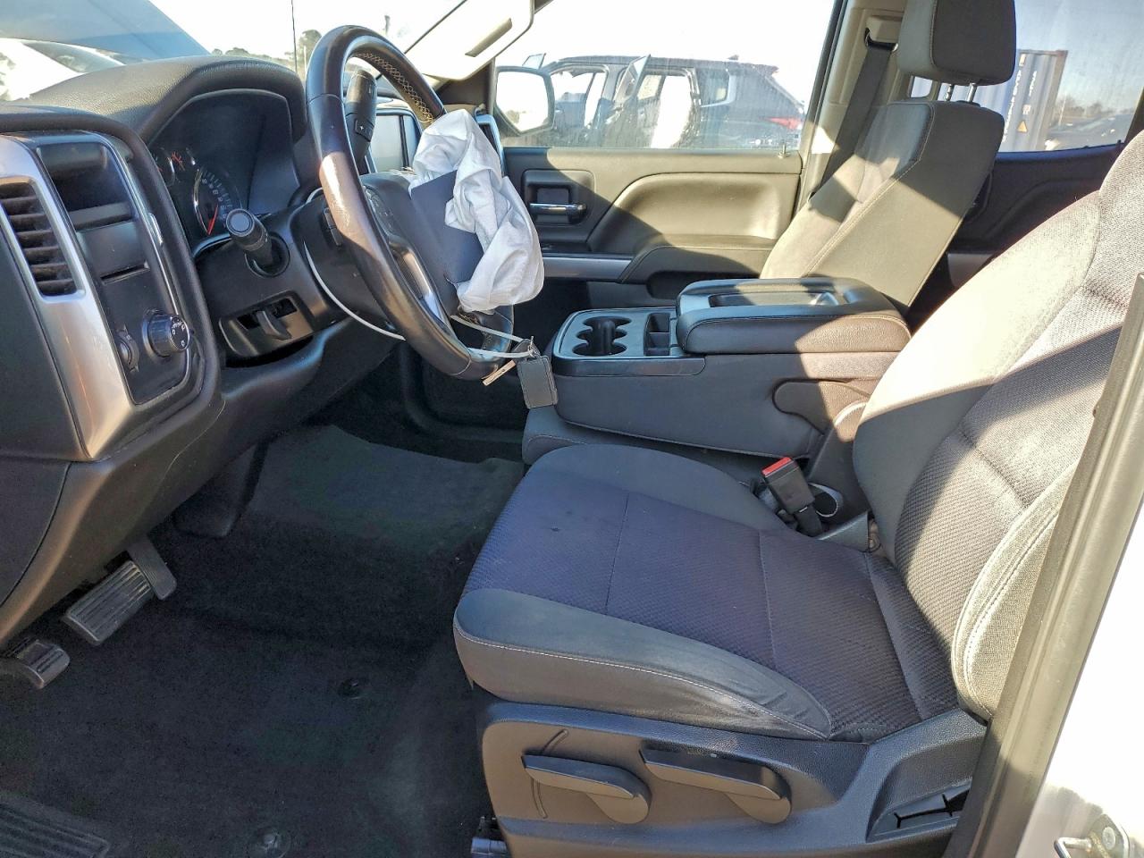 2018 CHEVROLET SILVERADO C1500 LT photo 7
