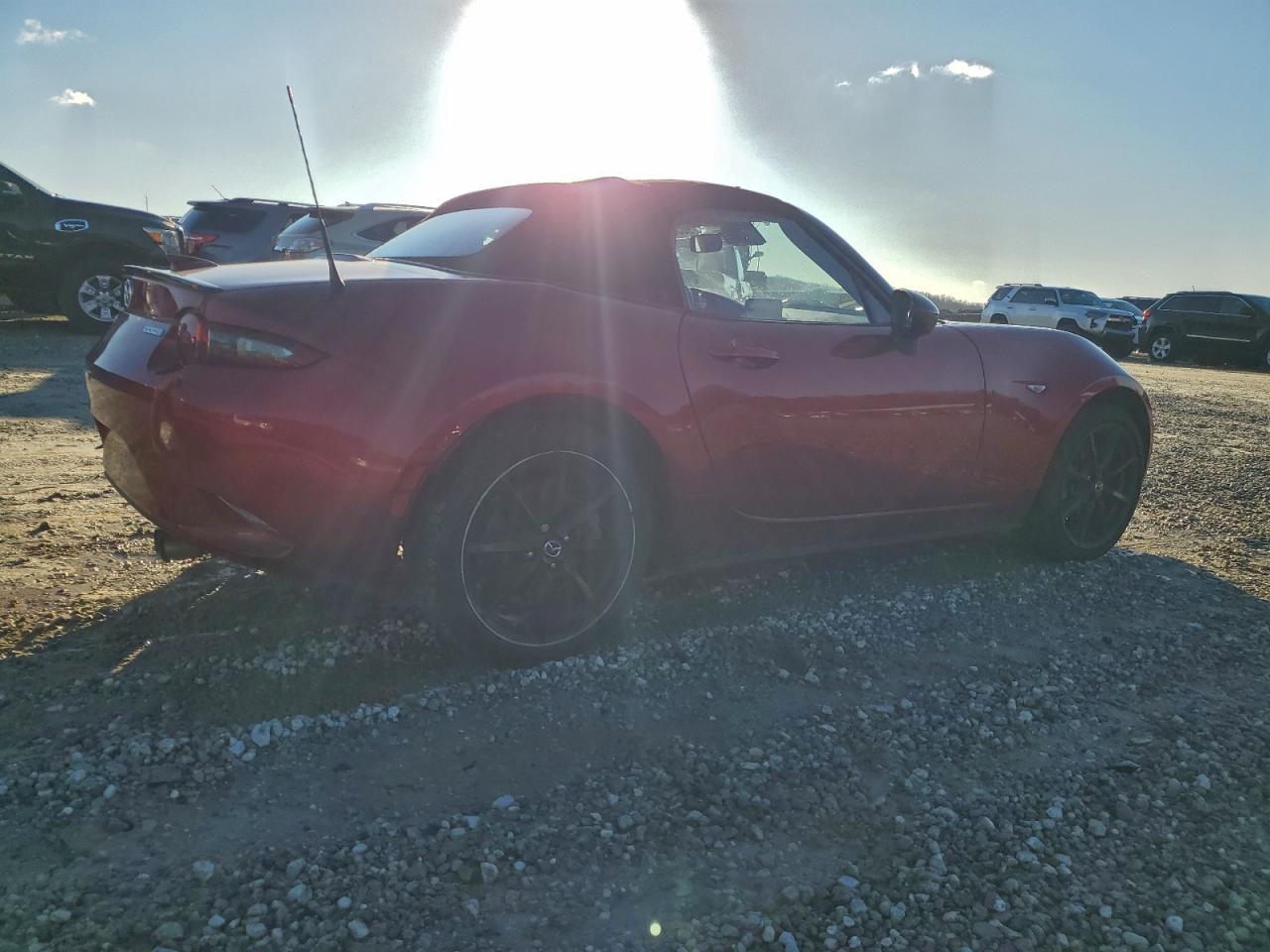 2020 MAZDA MX-5 MIATA CLUB photo 3