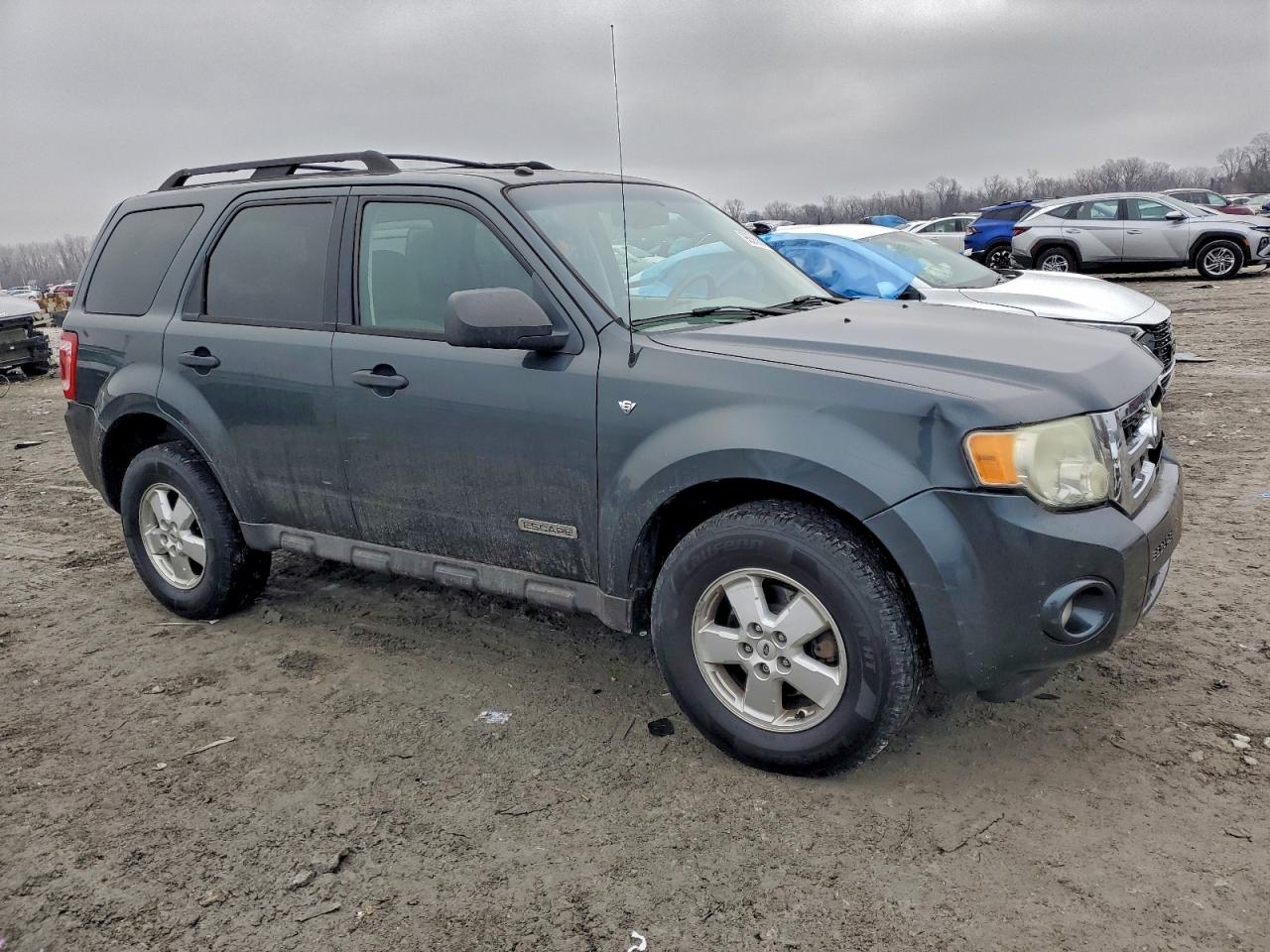 2008 FORD ESCAPE XLT photo 4