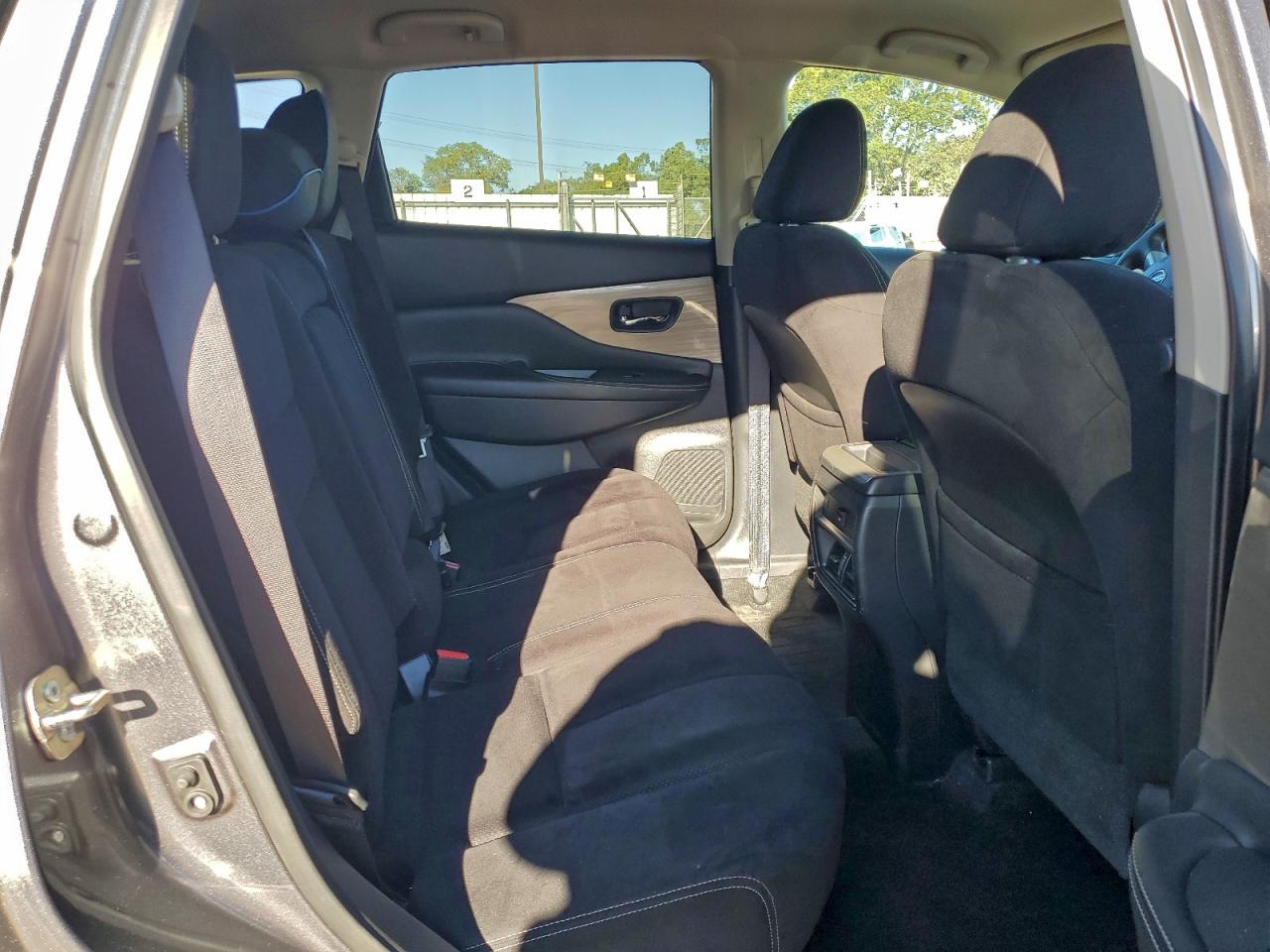 2017 NISSAN MURANO S photo 11