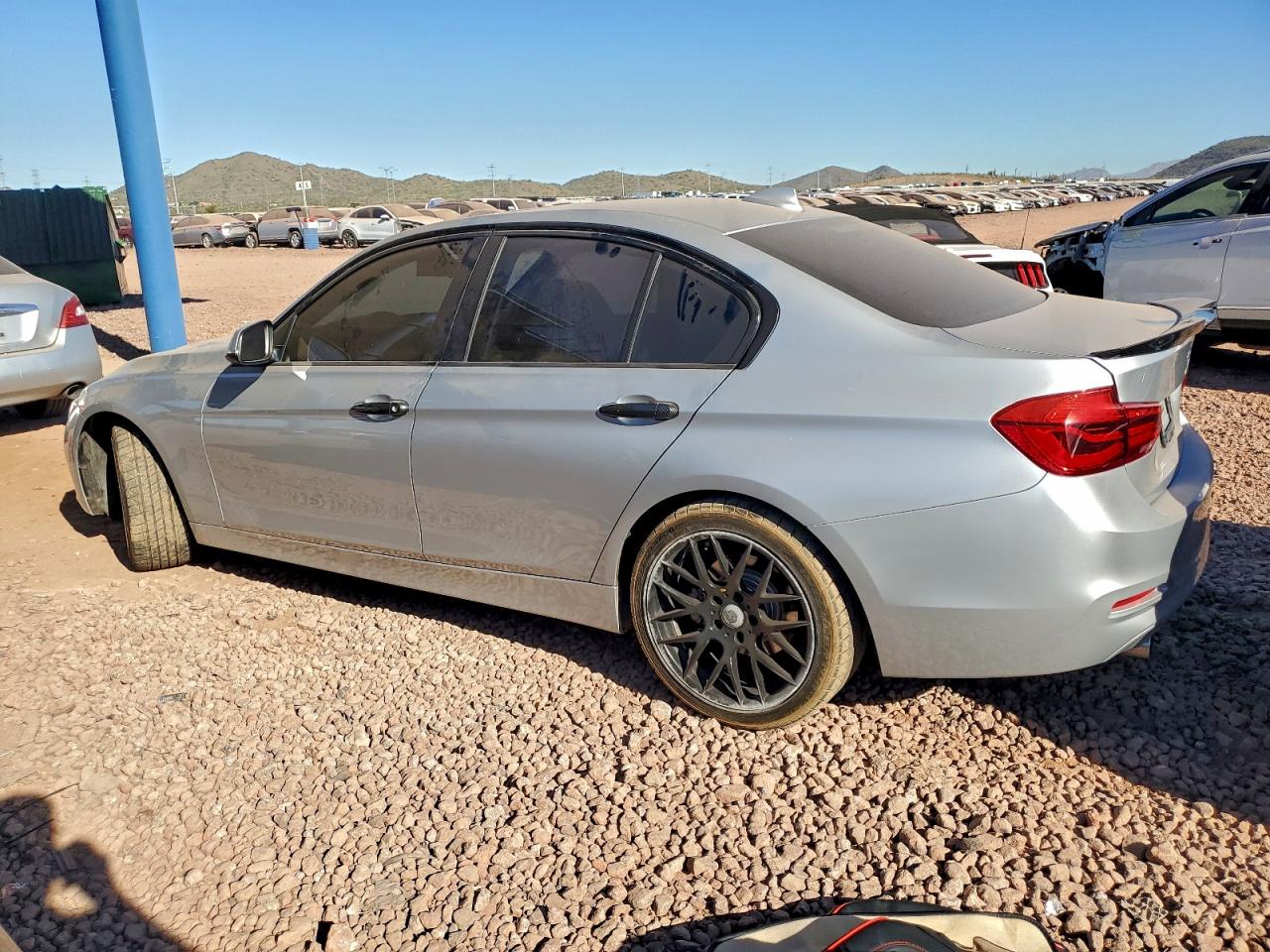 2018 BMW 320 I photo 2