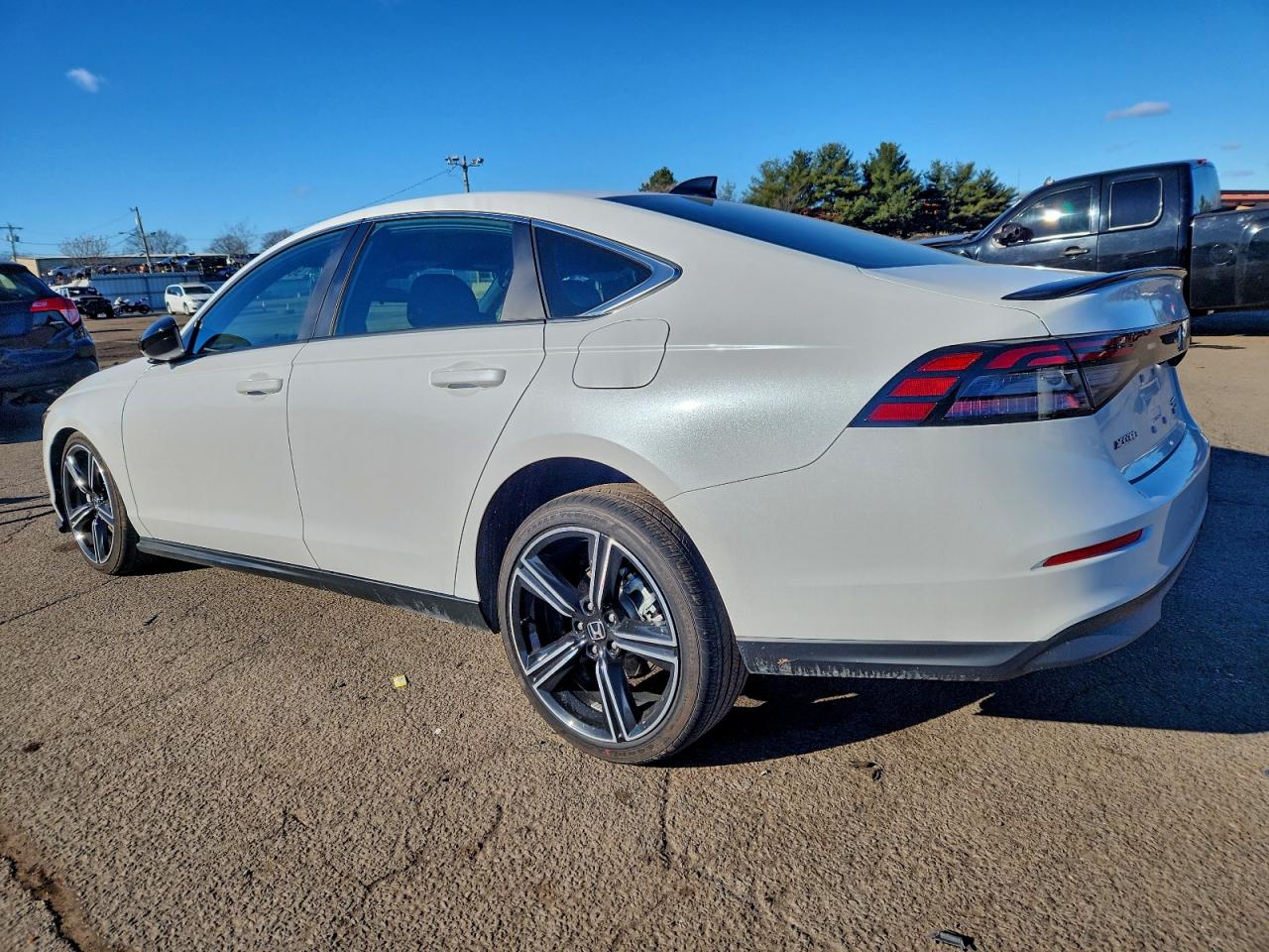 2025 HONDA ACCORD HYBRID SPORT photo 2