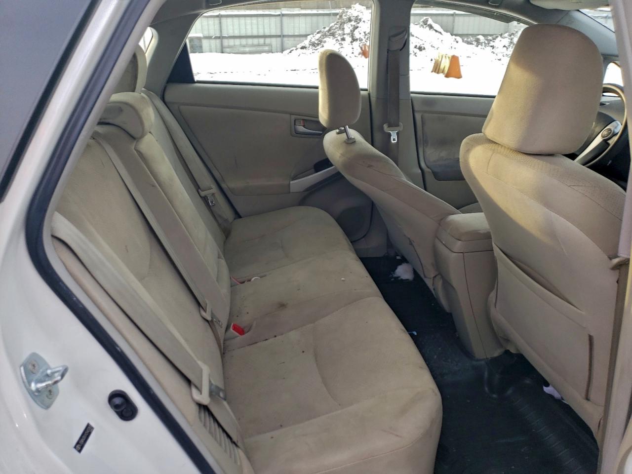 2012 TOYOTA PRIUS photo 10