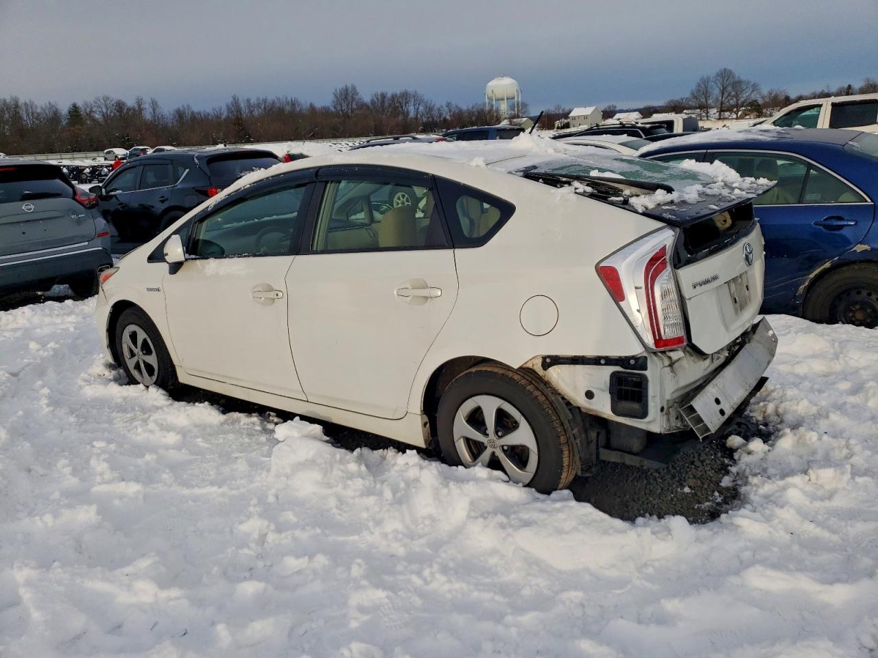 2012 TOYOTA PRIUS photo 2
