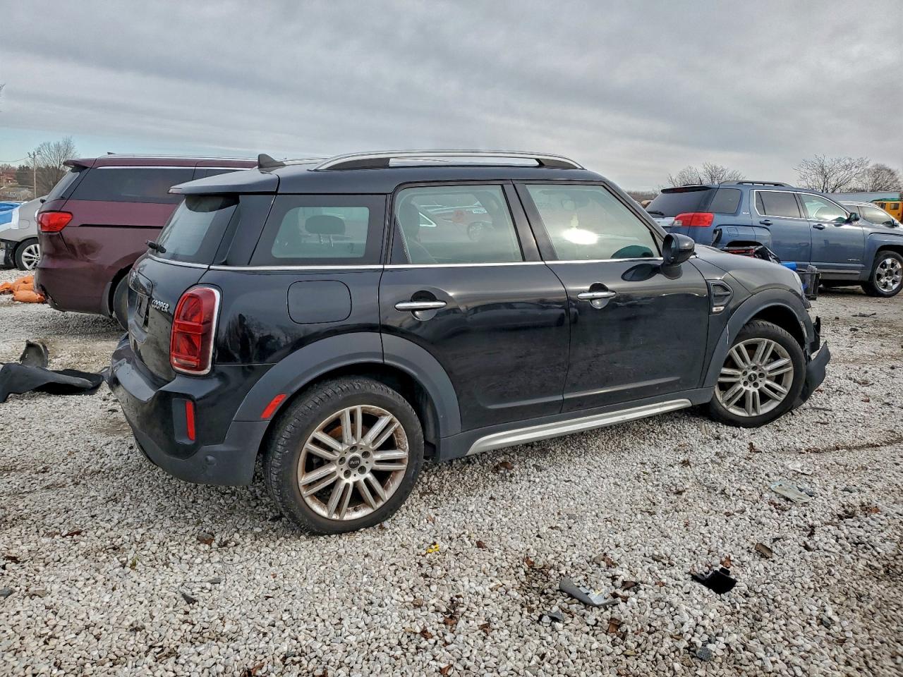 2022 MINI COOPER COUNTRYMAN photo 3