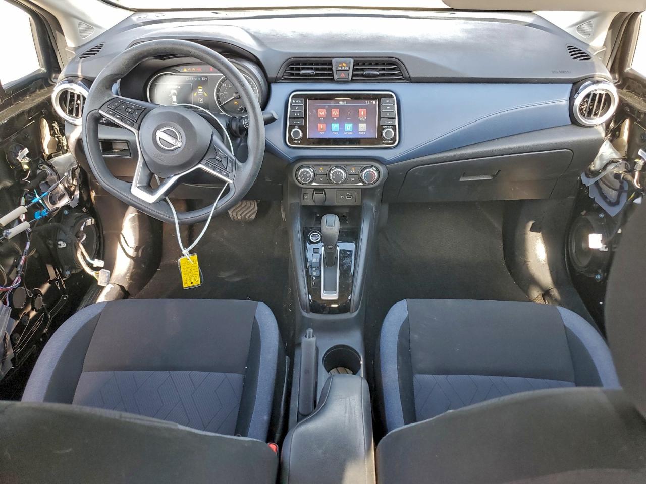 2024 NISSAN VERSA SV photo 8