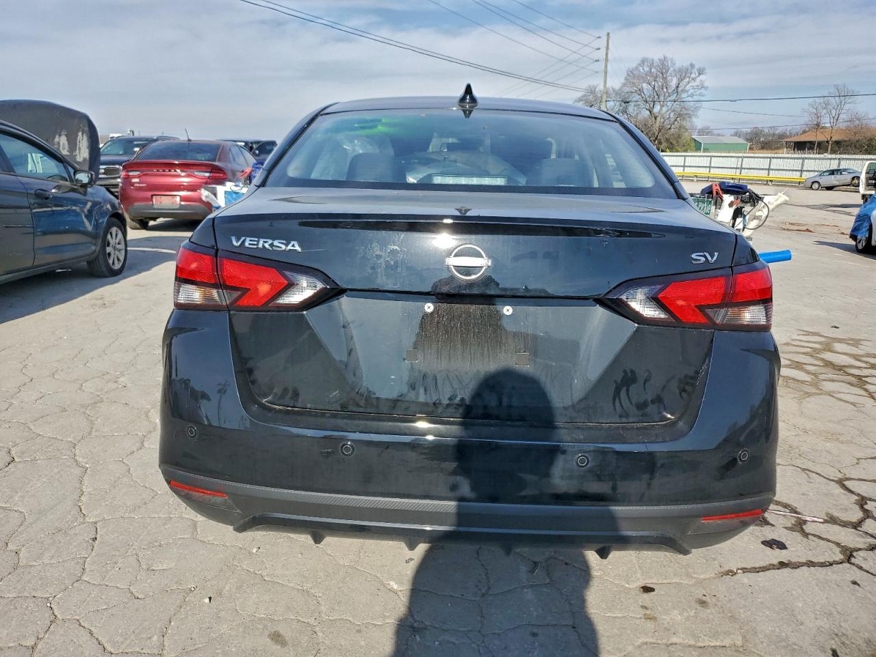 2024 NISSAN VERSA SV photo 6