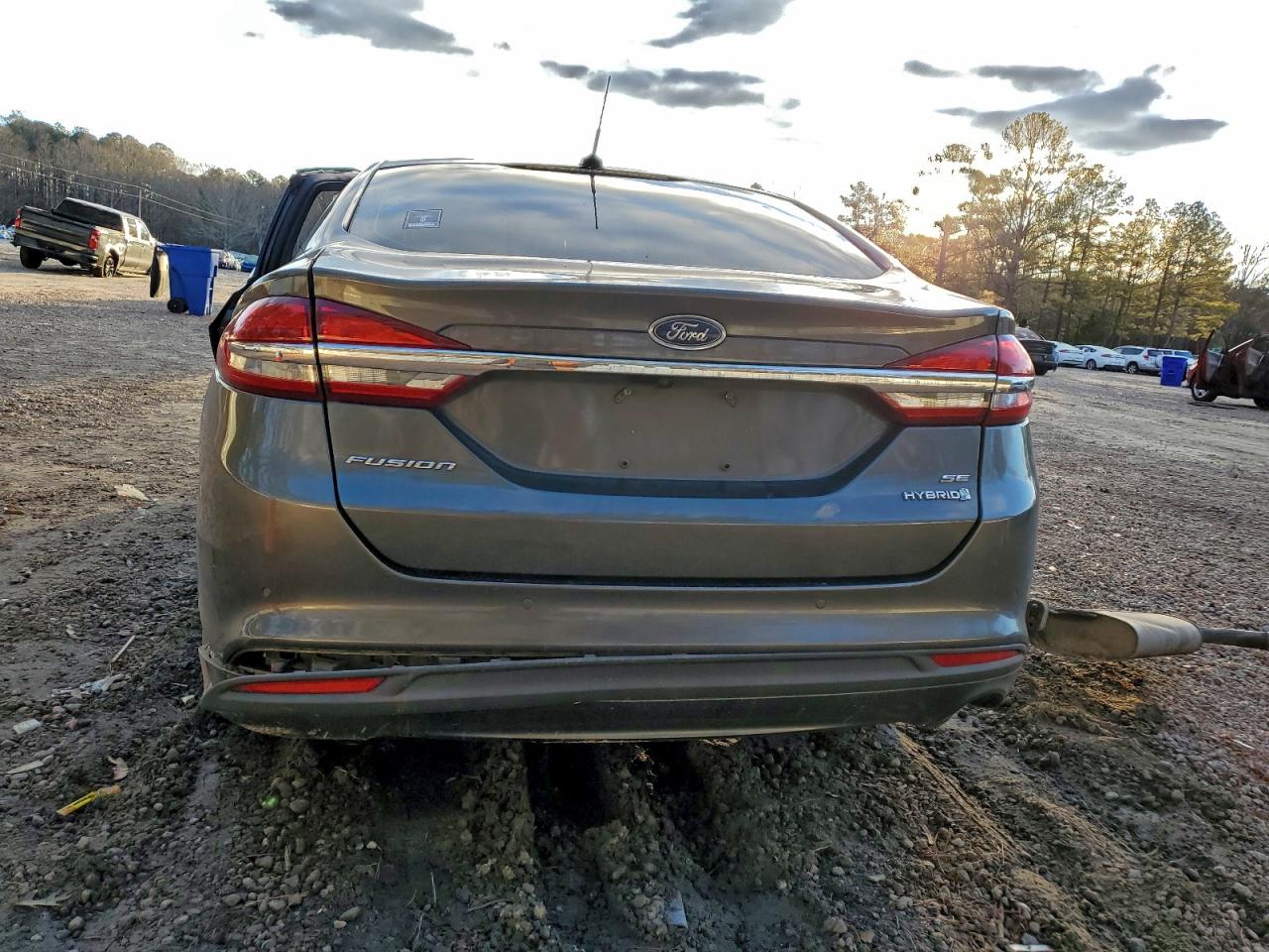 2017 FORD FUSION SE HYBRID photo 6