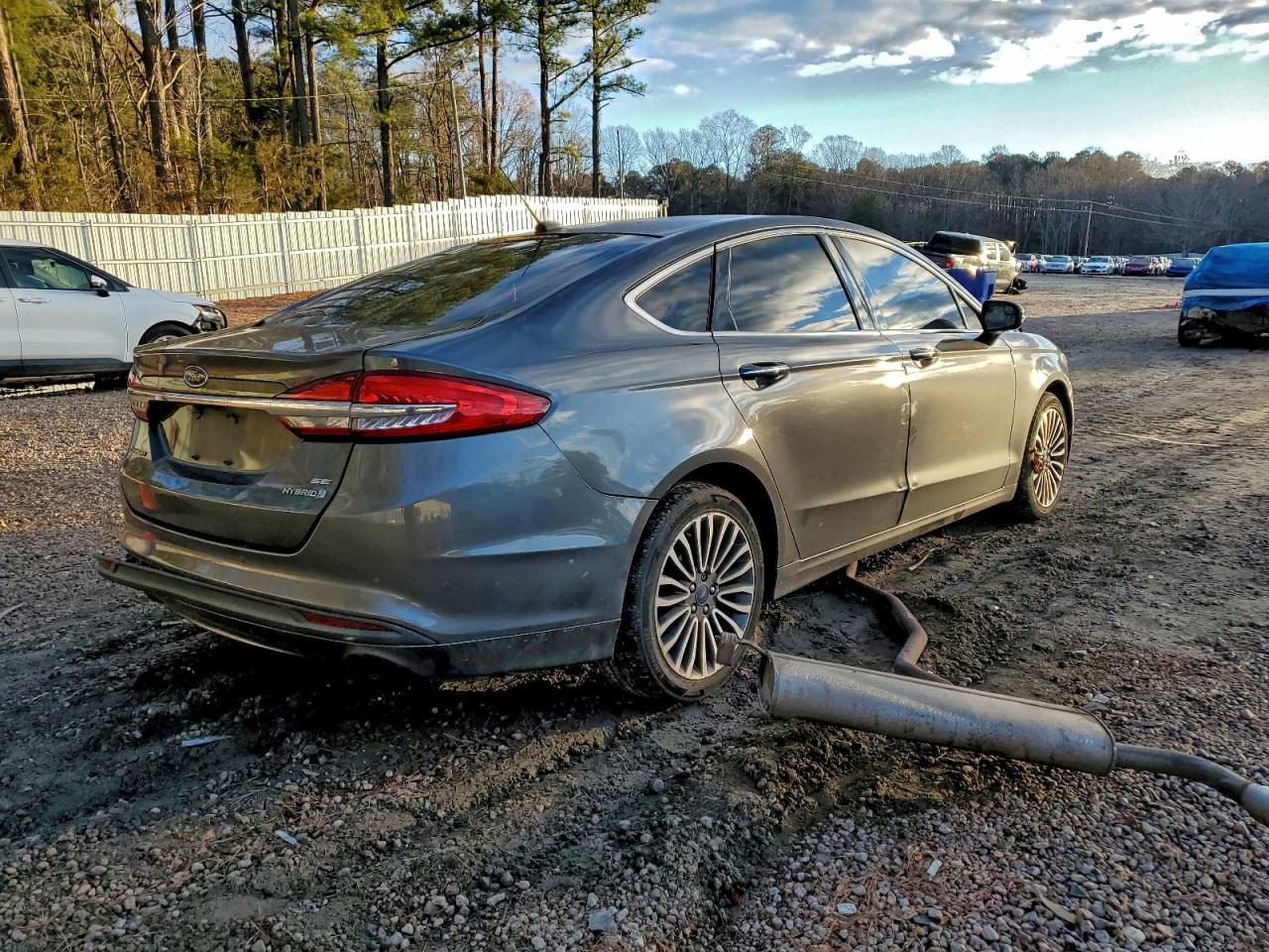 2017 FORD FUSION SE HYBRID photo 3