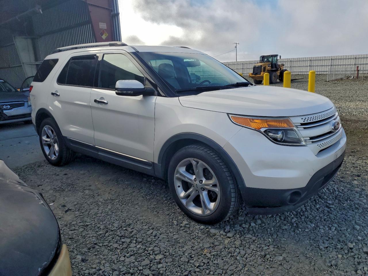2013 FORD EXPLORER photo 4