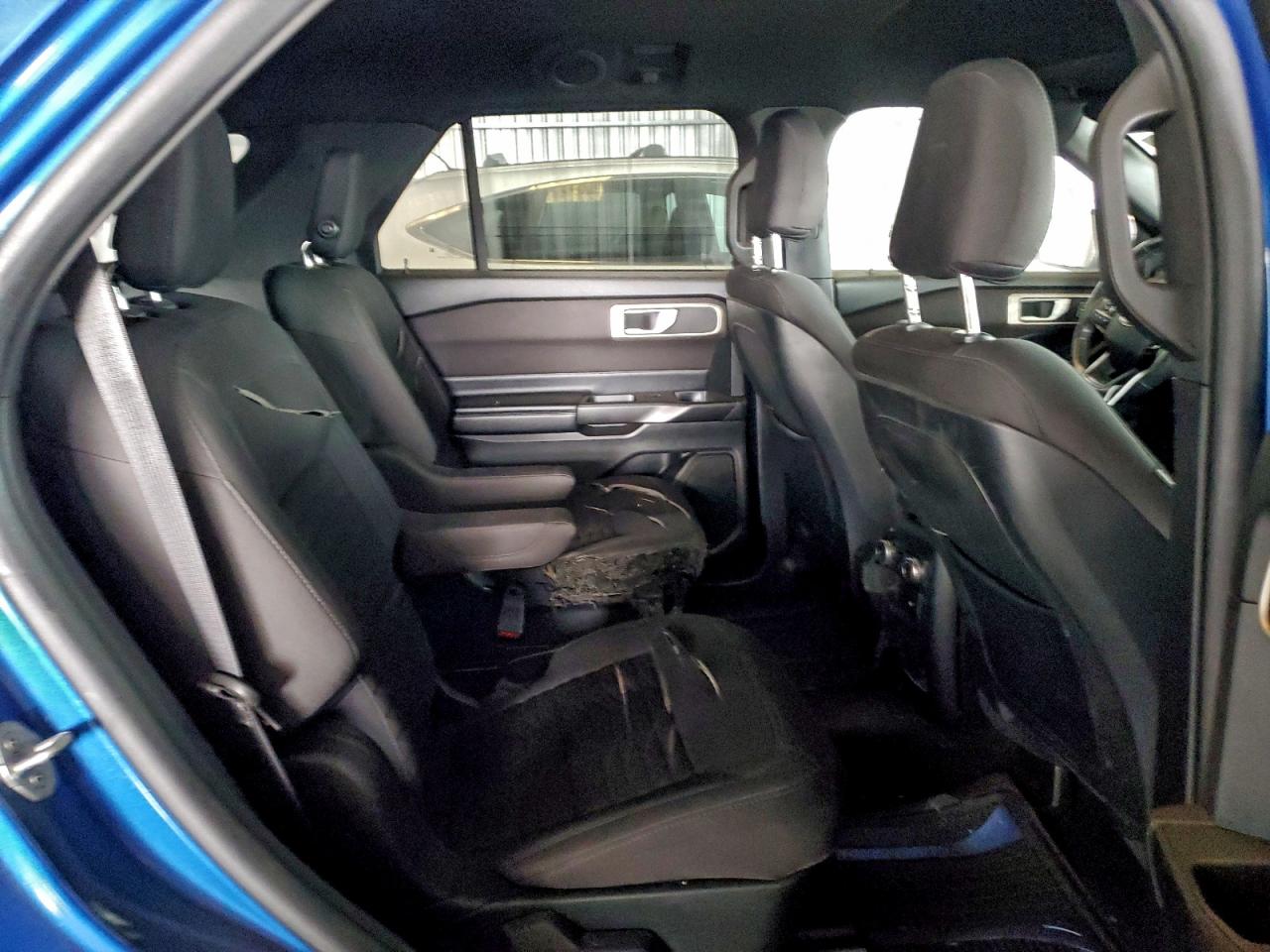 2020 FORD EXPLORER XLT photo 11