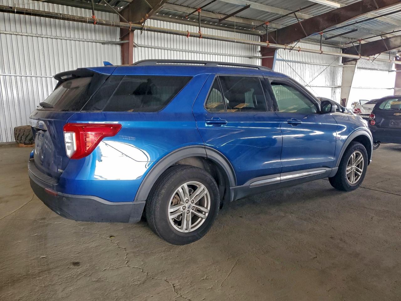 2020 FORD EXPLORER XLT photo 3