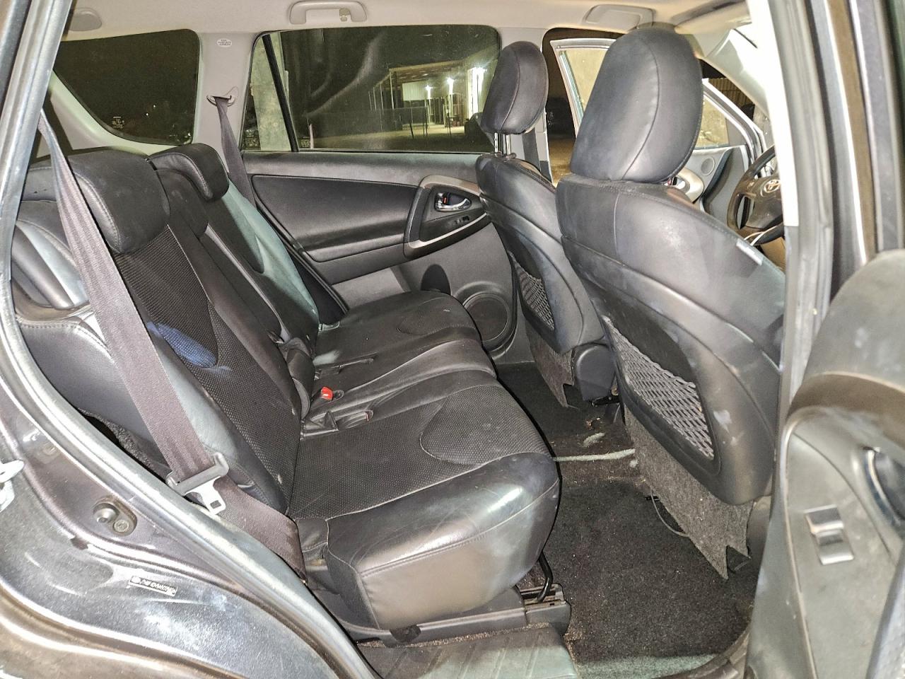 2010 TOYOTA RAV4 SPORT photo 11