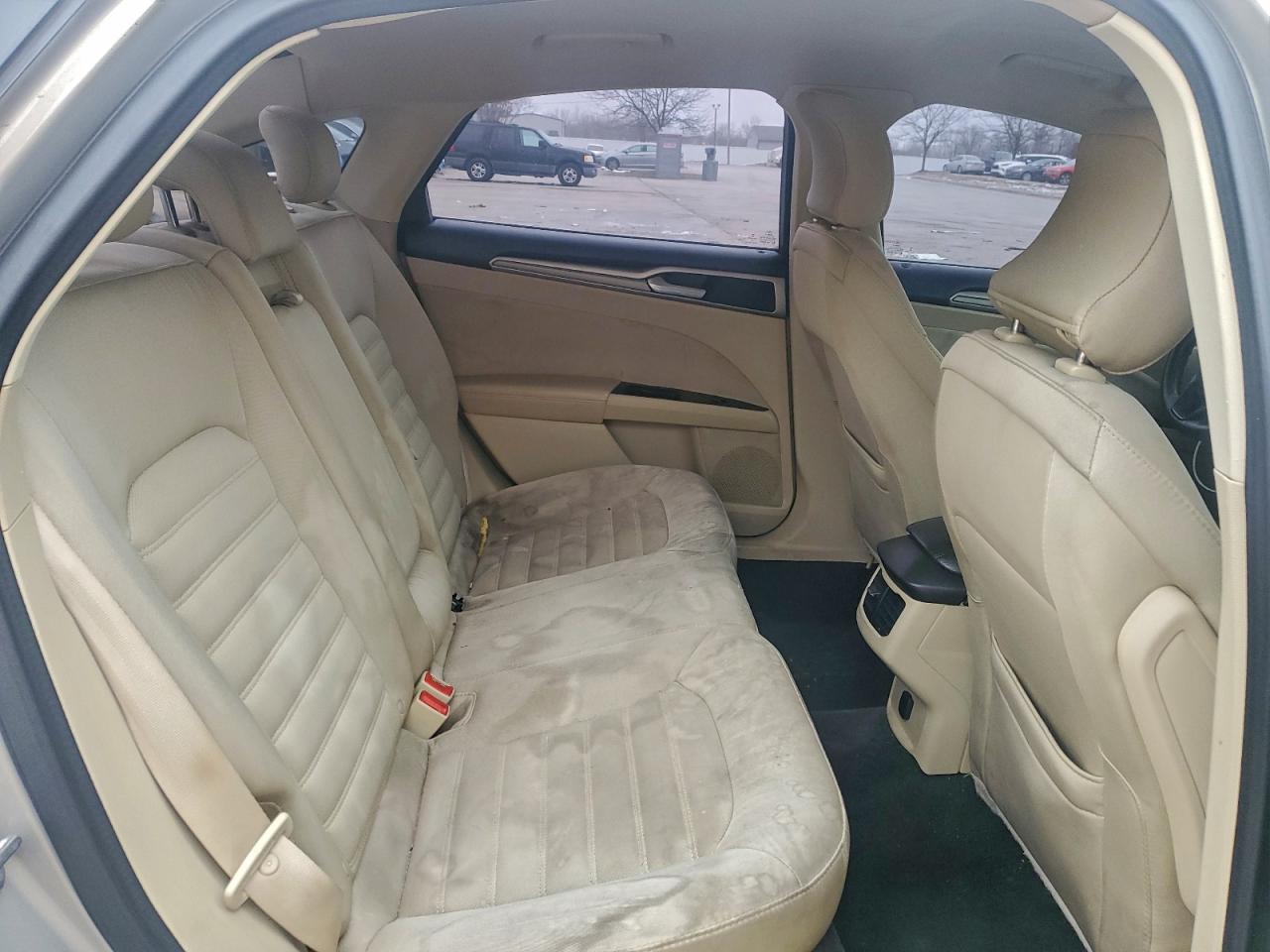2015 FORD FUSION SE photo 10