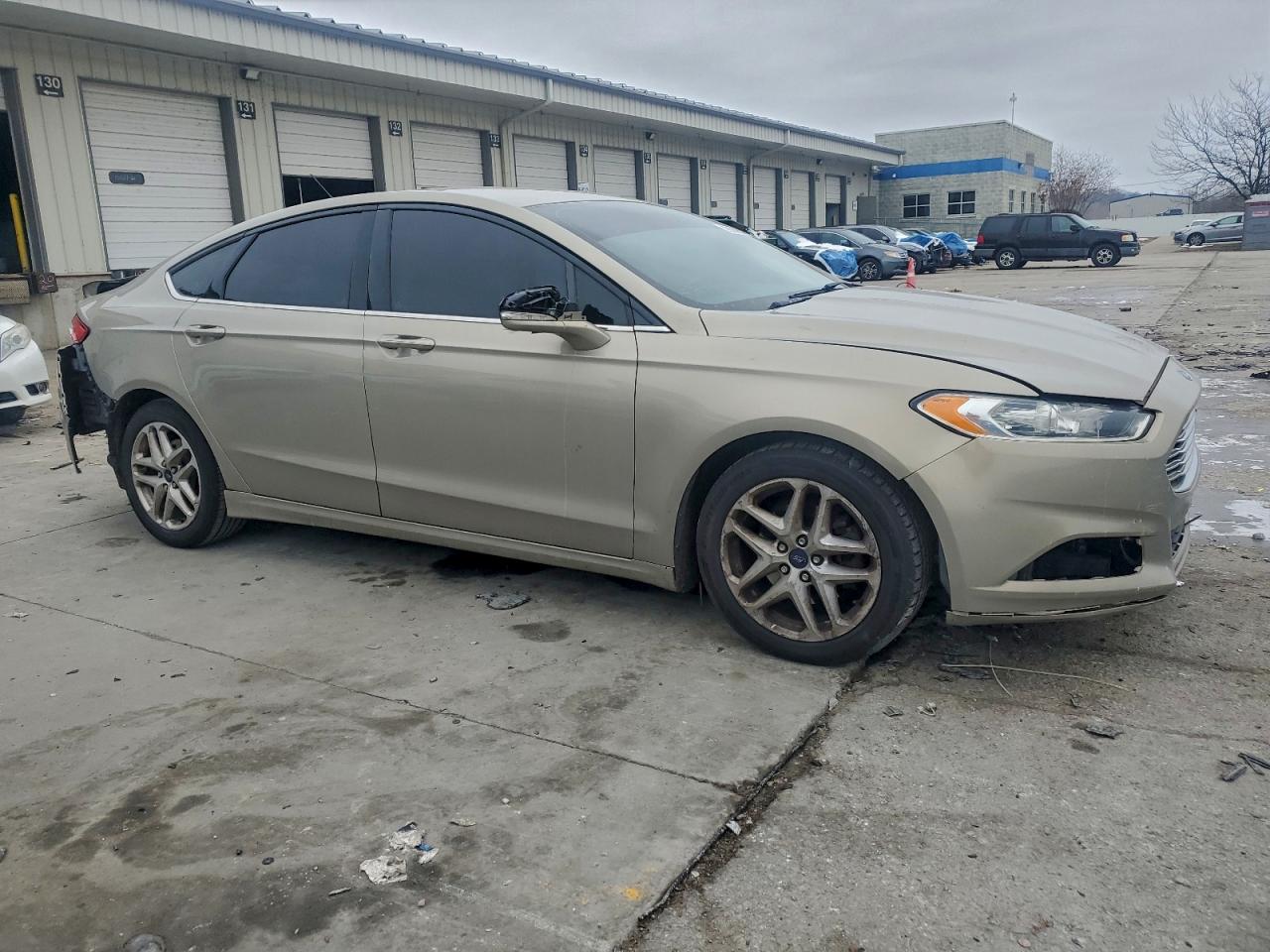 2015 FORD FUSION SE photo 4