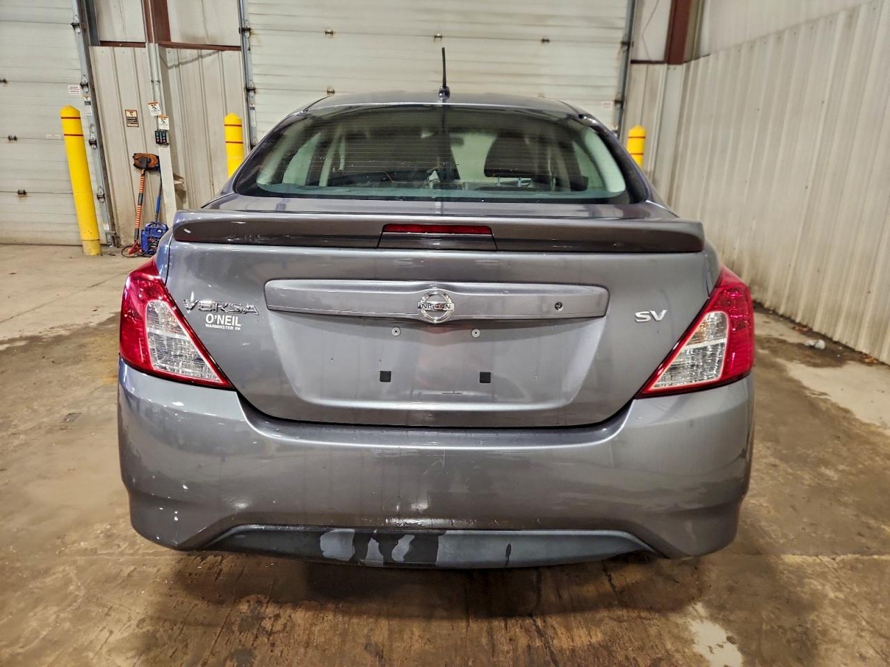 2018 NISSAN VERSA S photo 6