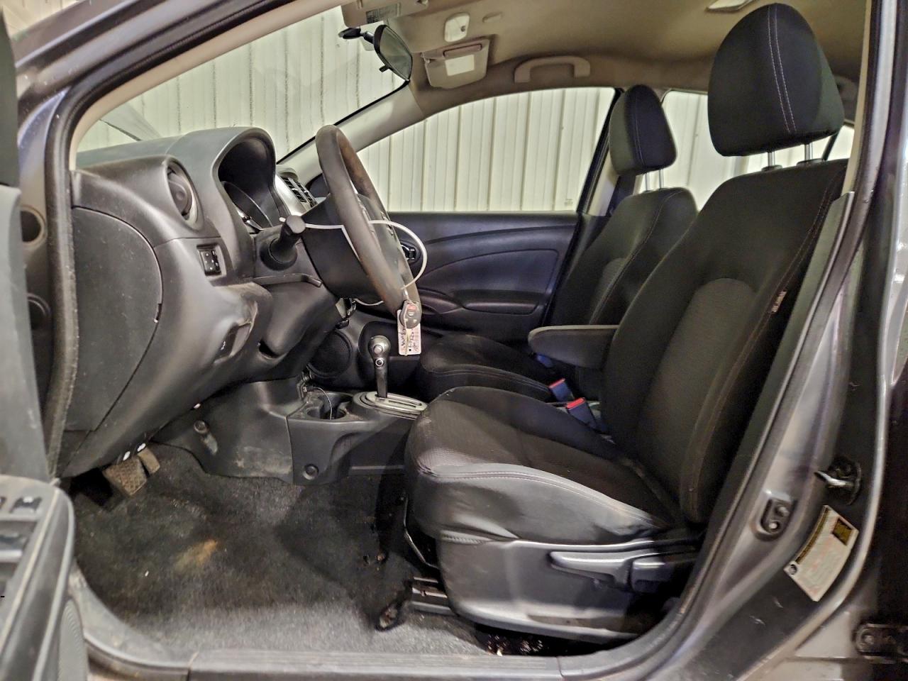 2018 NISSAN VERSA S photo 7
