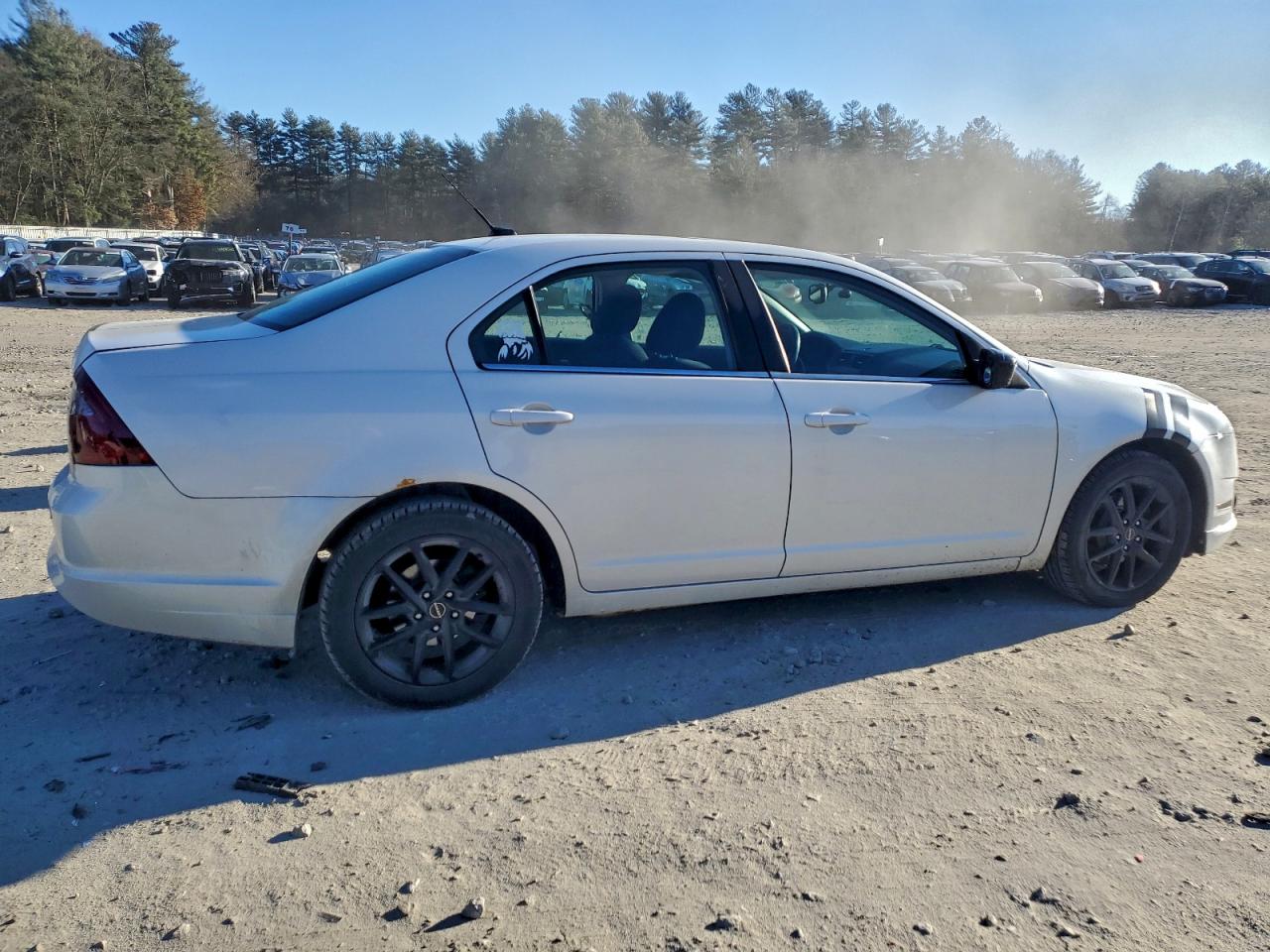2010 FORD FUSION SE photo 3