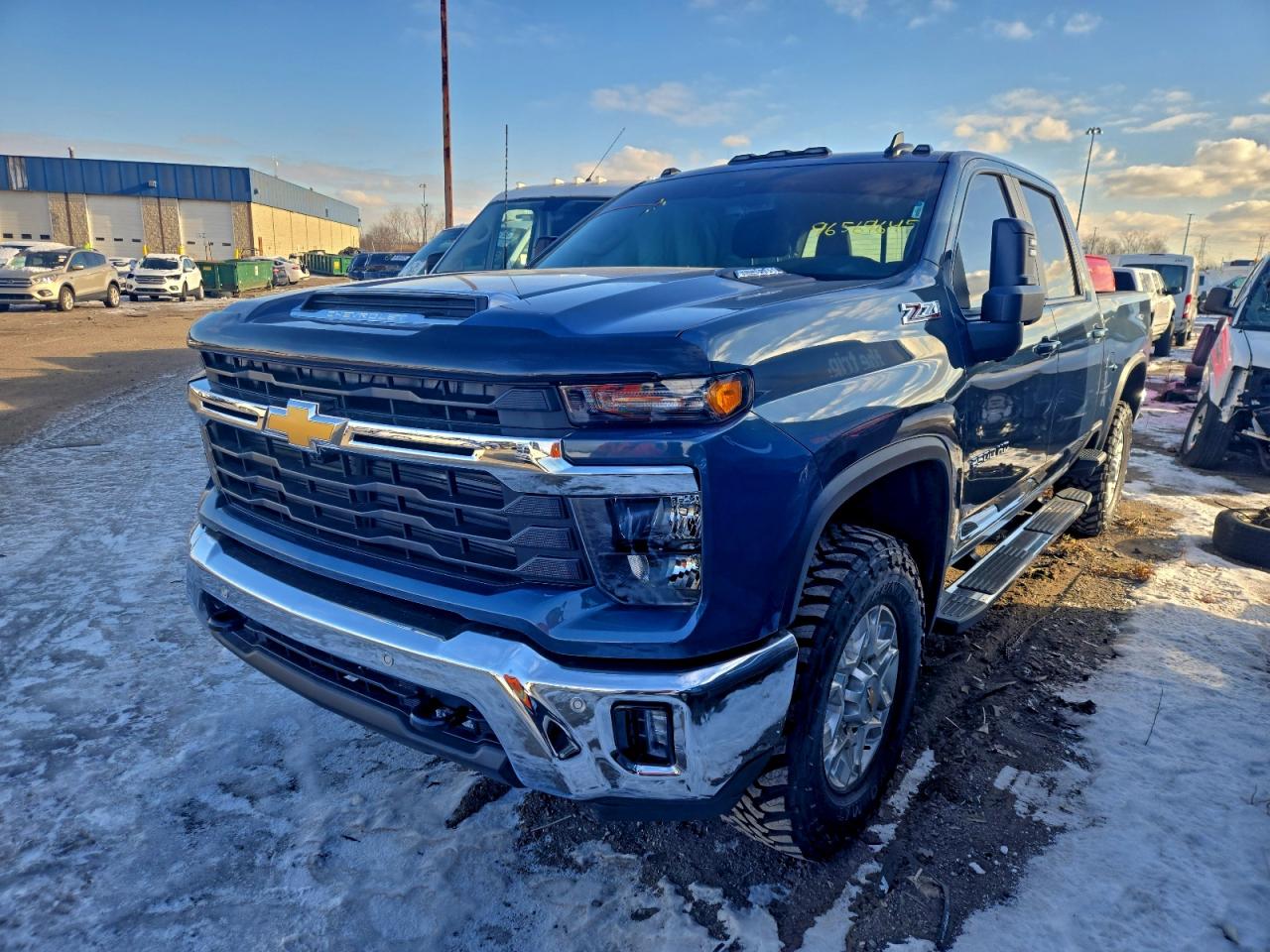 2025 CHEVROLET SILVERADO