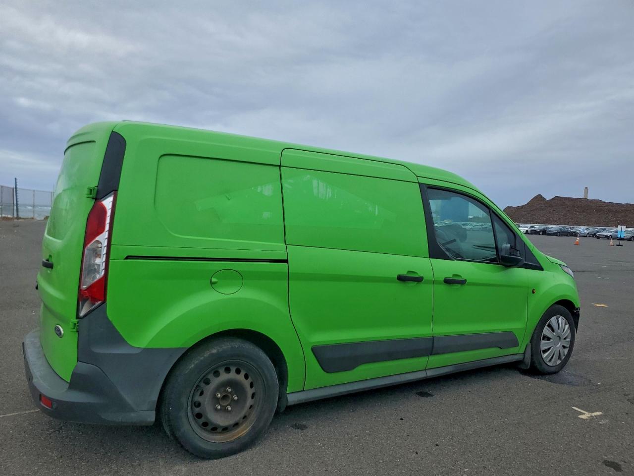 2015 FORD TRANSIT CONNECT XL DELIVERY VAN photo 3
