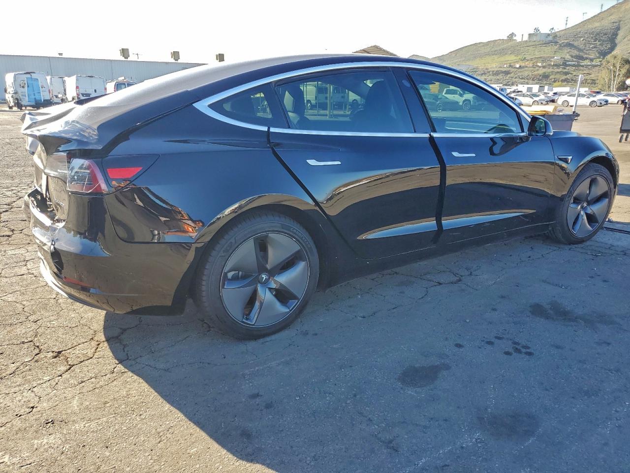 2019 TESLA MODEL 3 photo 3