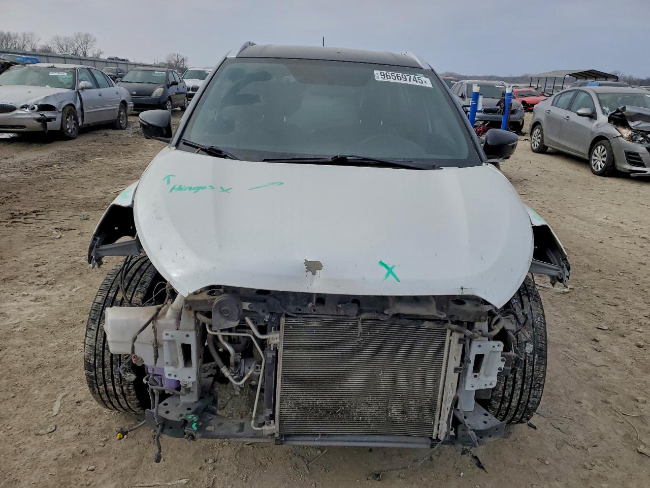 2018 NISSAN KICKS S photo 5