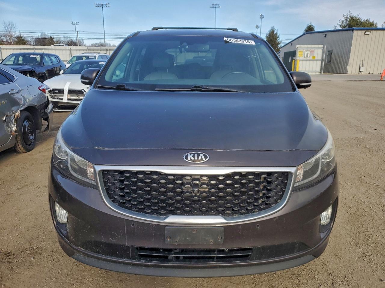 2016 KIA SEDONA EX photo 5