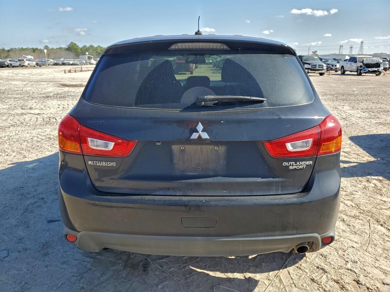 2014 MITSUBISHI OUTLANDER SPORT SE photo 6