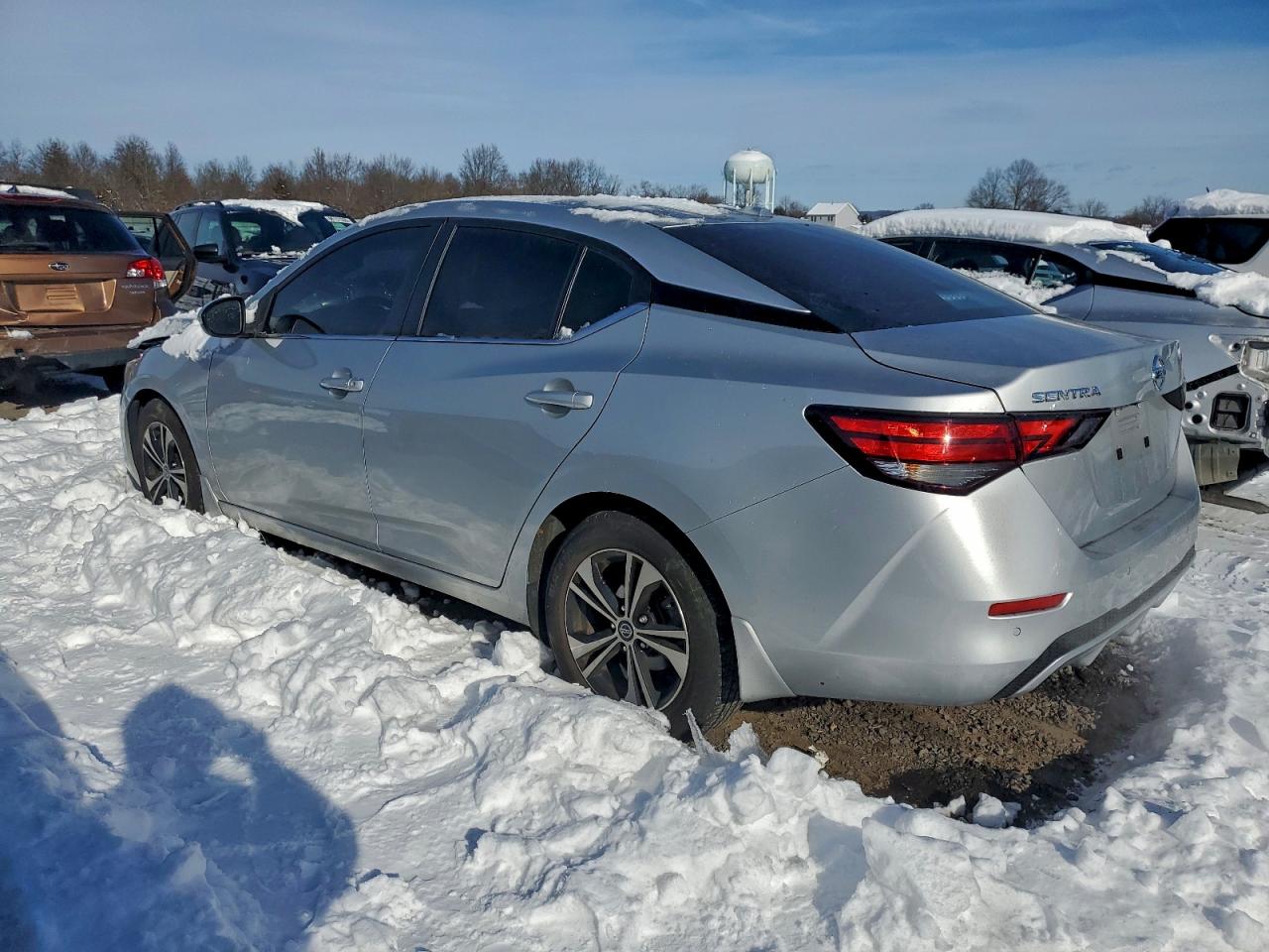 2022 NISSAN SENTRA SV photo 2