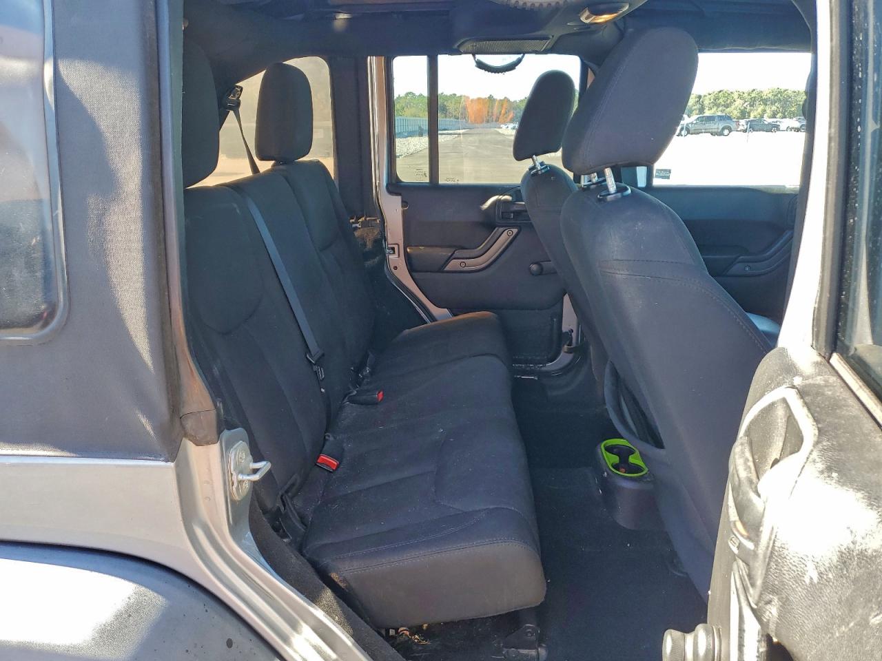 2015 JEEP WRANGLER UNLIMITED SPORT photo 10