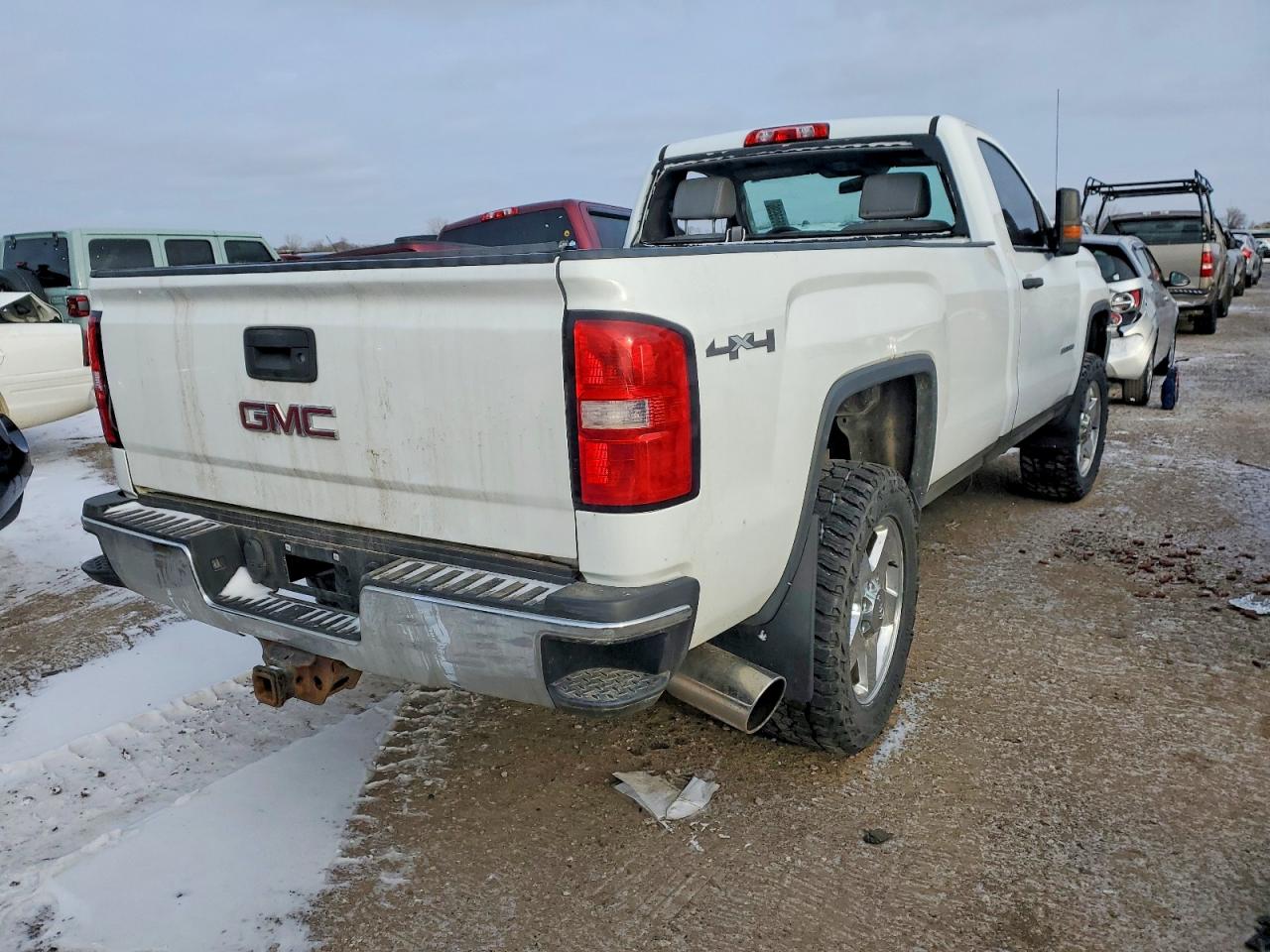 2015 GMC SIERRA K3500 photo 7