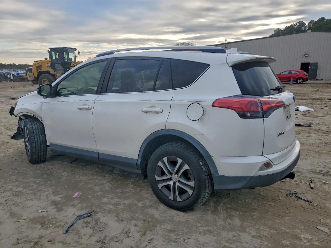 2017 TOYOTA RAV4 LE photo 2