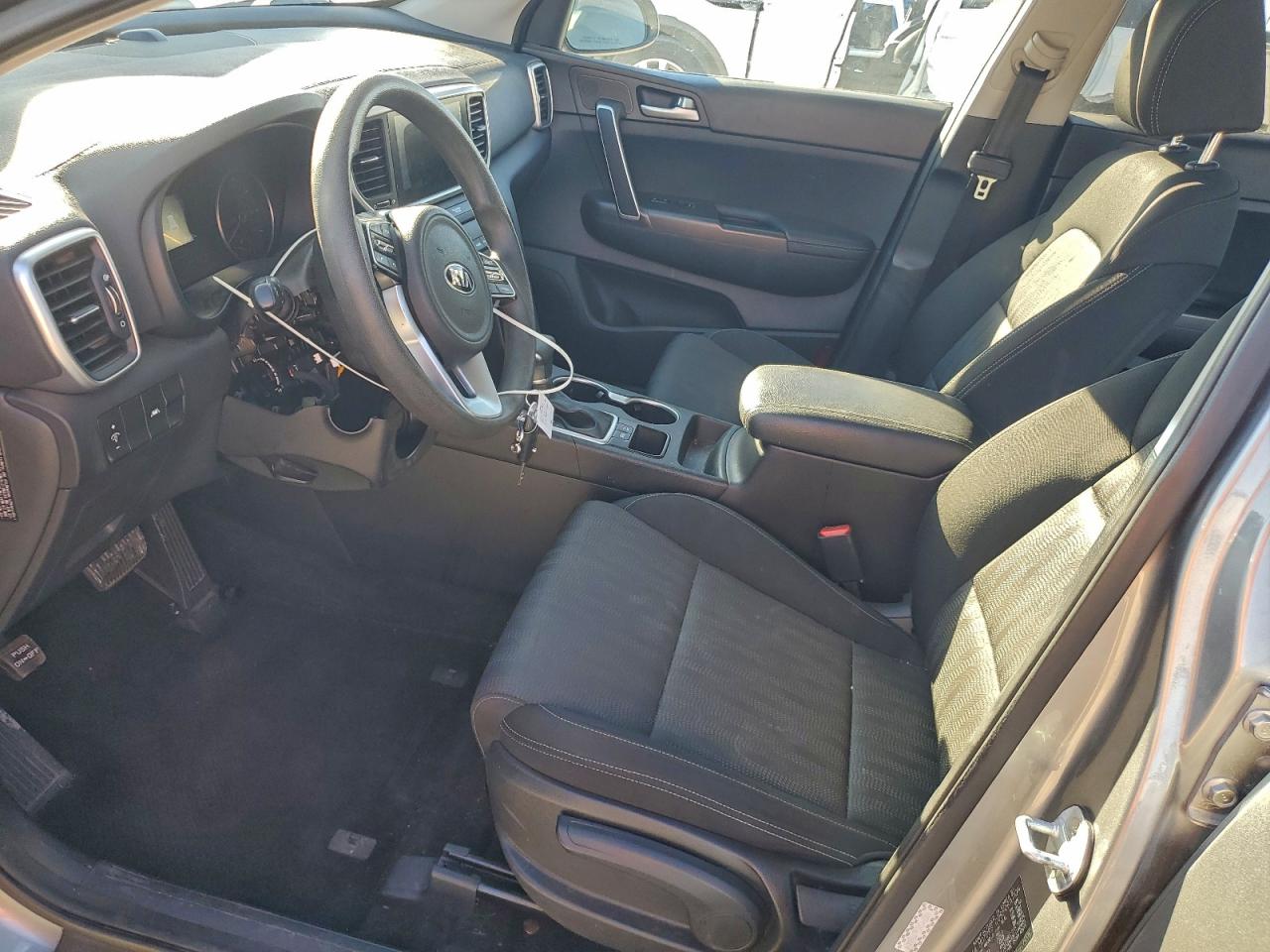 2020 KIA SPORTAGE LX photo 7