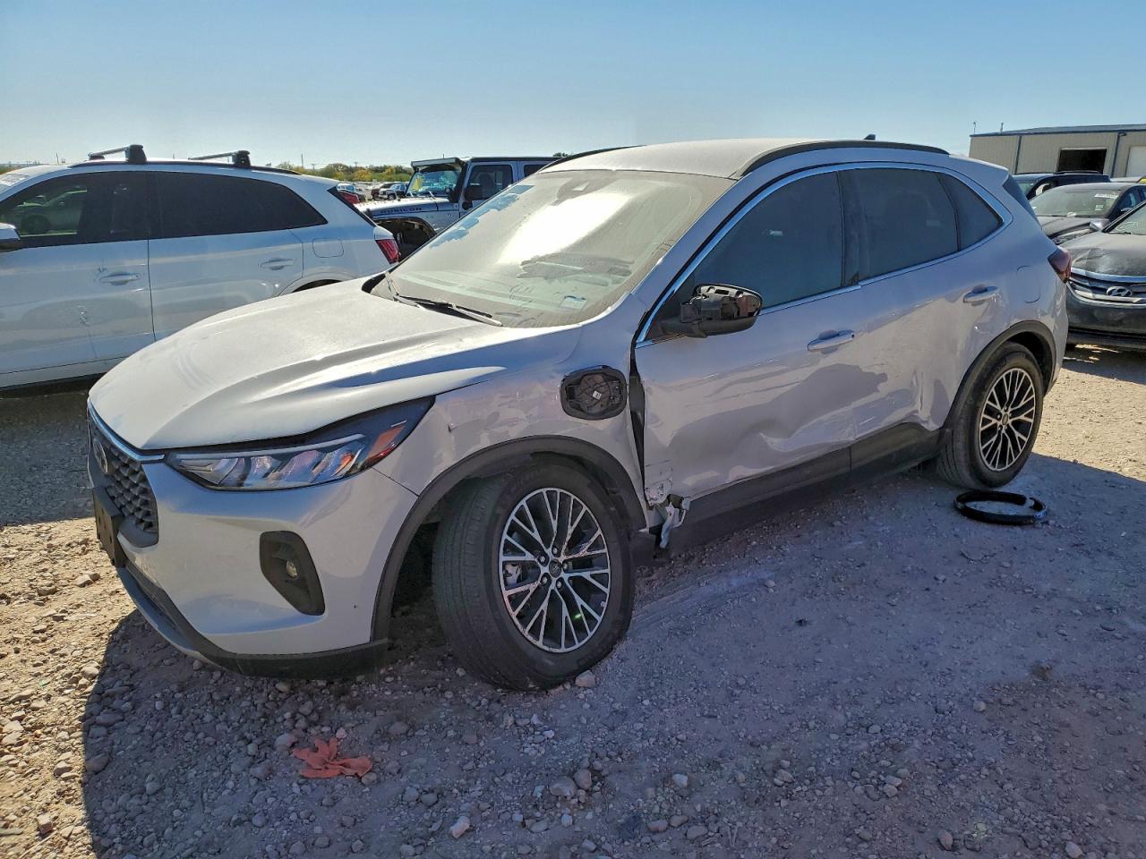 2025 FORD ESCAPE