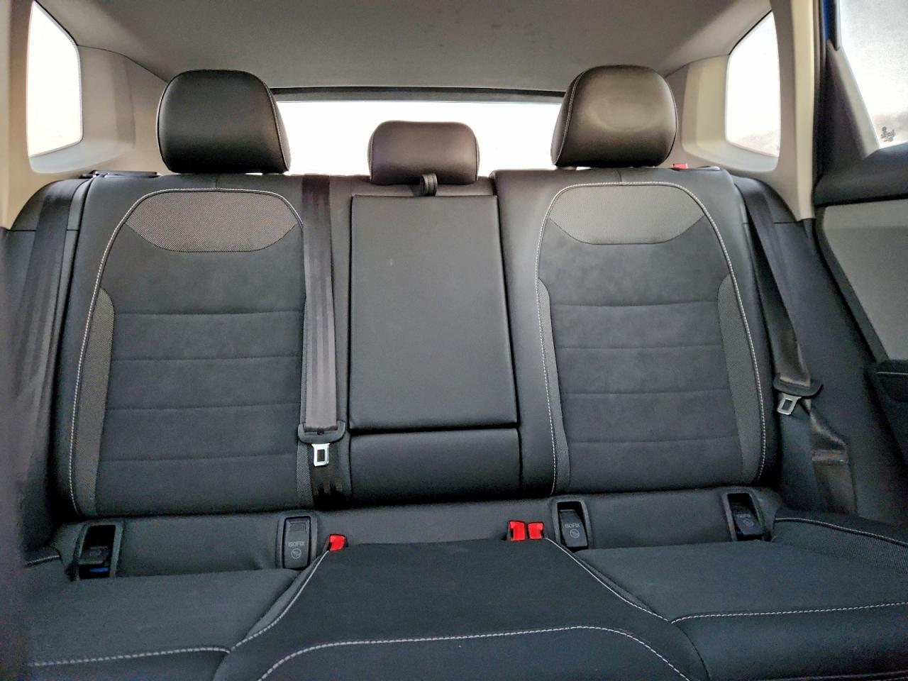2024 VOLKSWAGEN TAOS SE photo 10