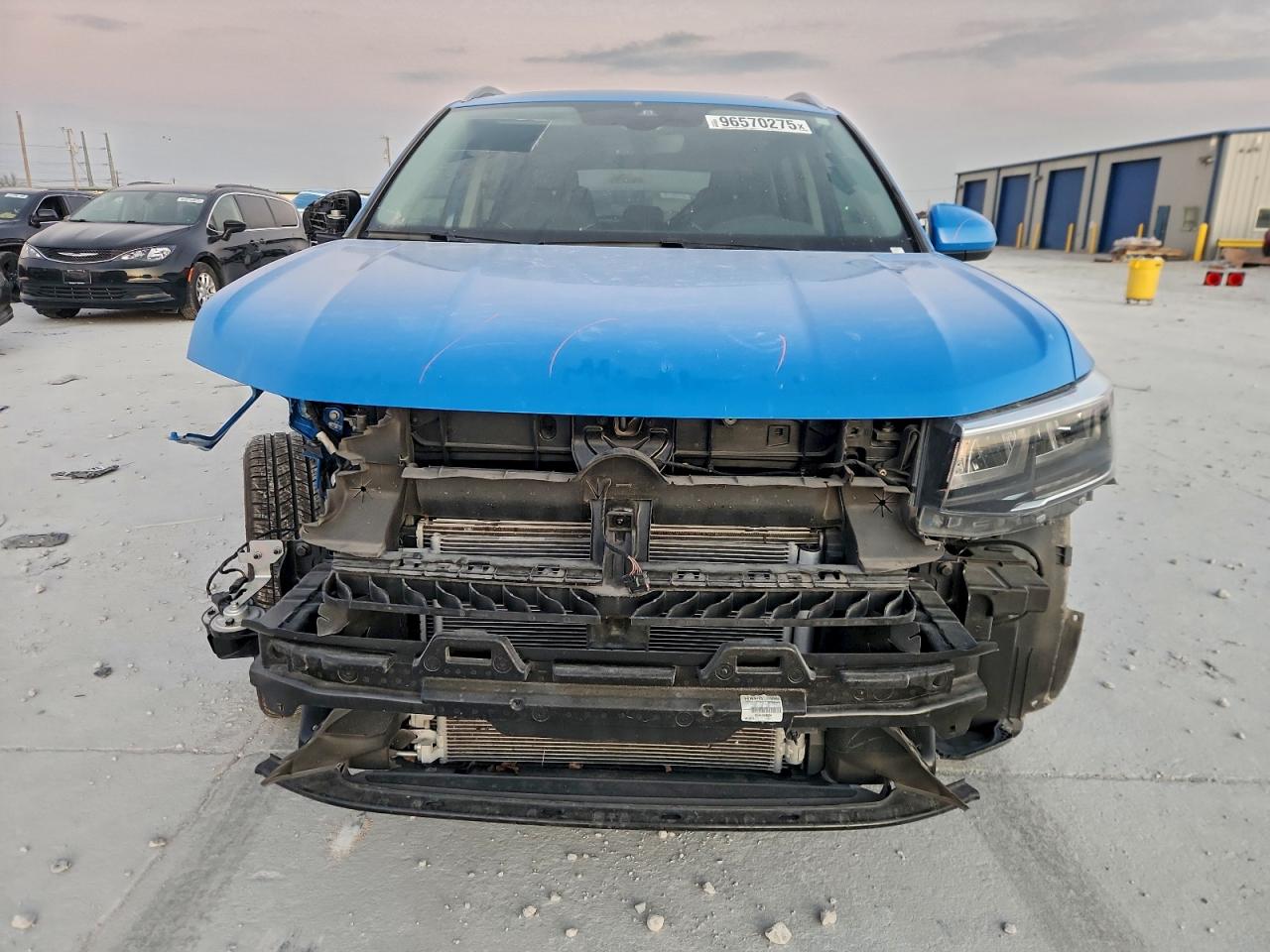 2024 VOLKSWAGEN TAOS SE photo 5