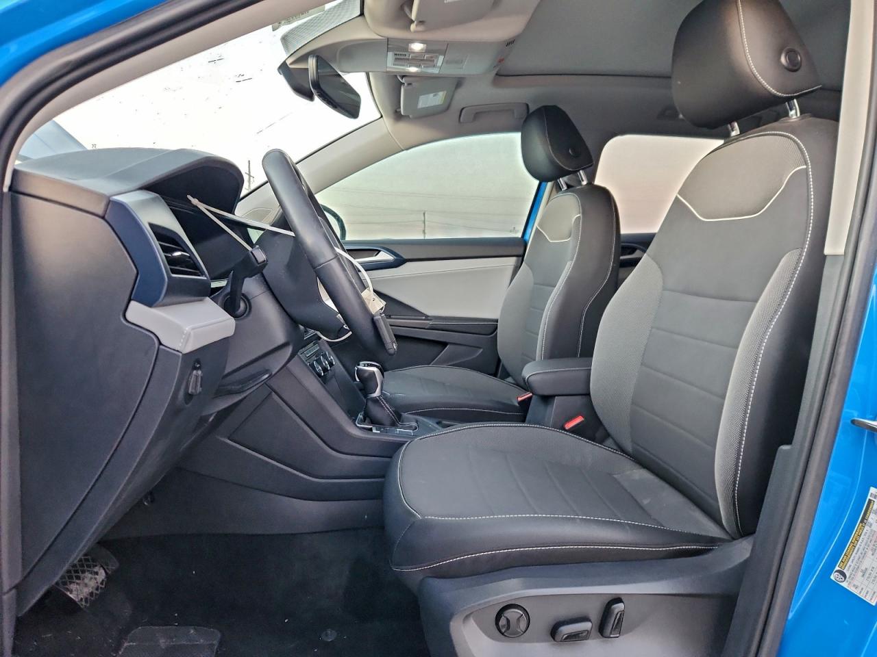 2024 VOLKSWAGEN TAOS SE photo 7
