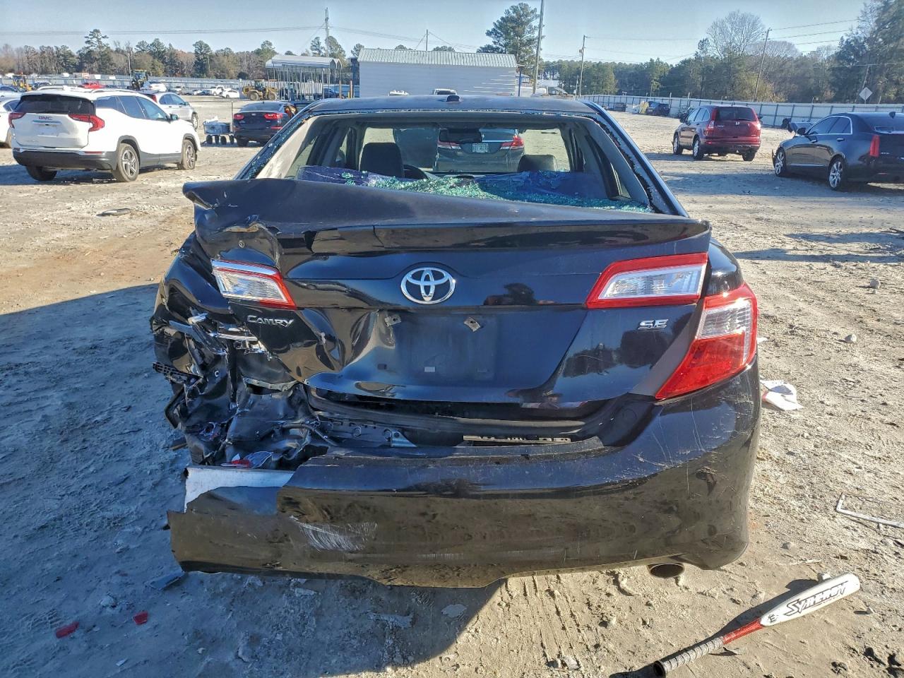 2012 TOYOTA CAMRY SE photo 6