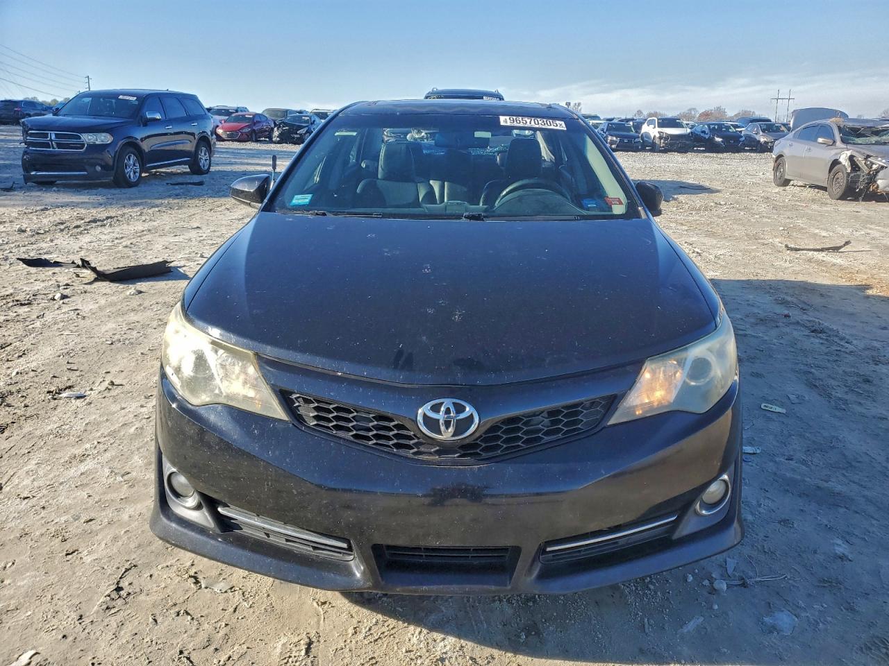 2012 TOYOTA CAMRY SE photo 5