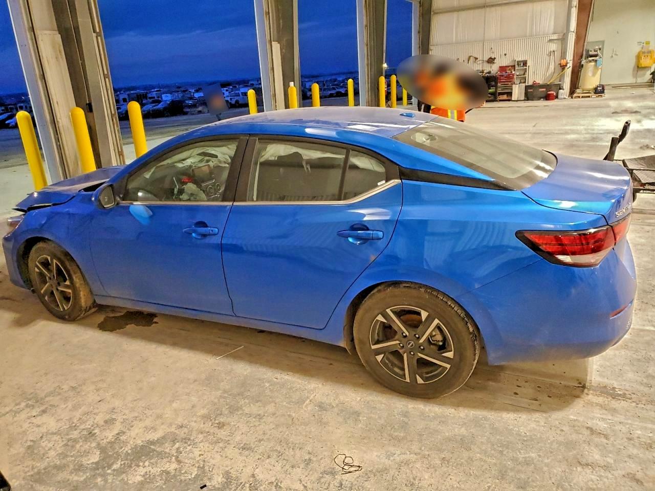 2025 NISSAN SENTRA SV photo 2