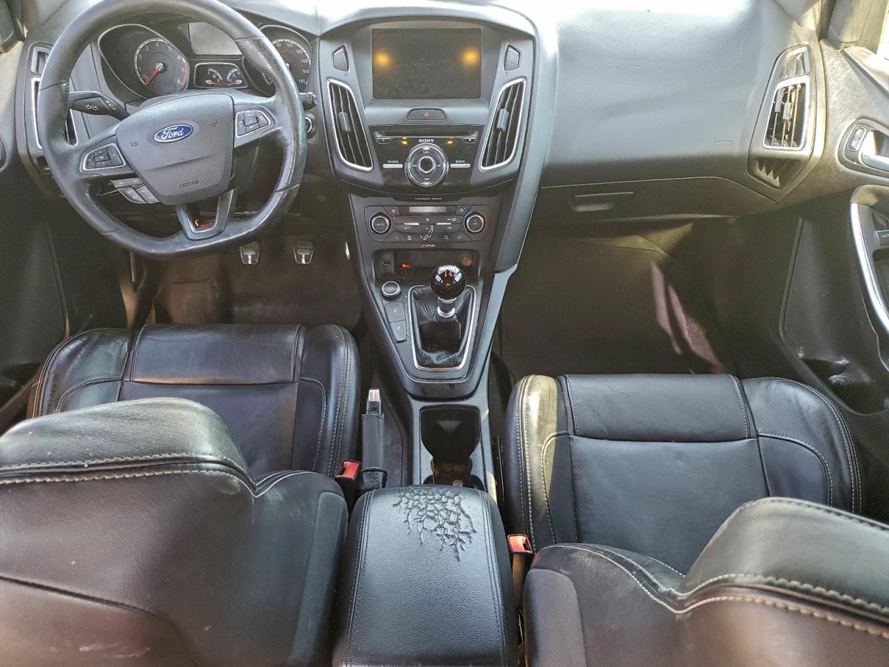 2015 FORD FOCUS ST photo 8