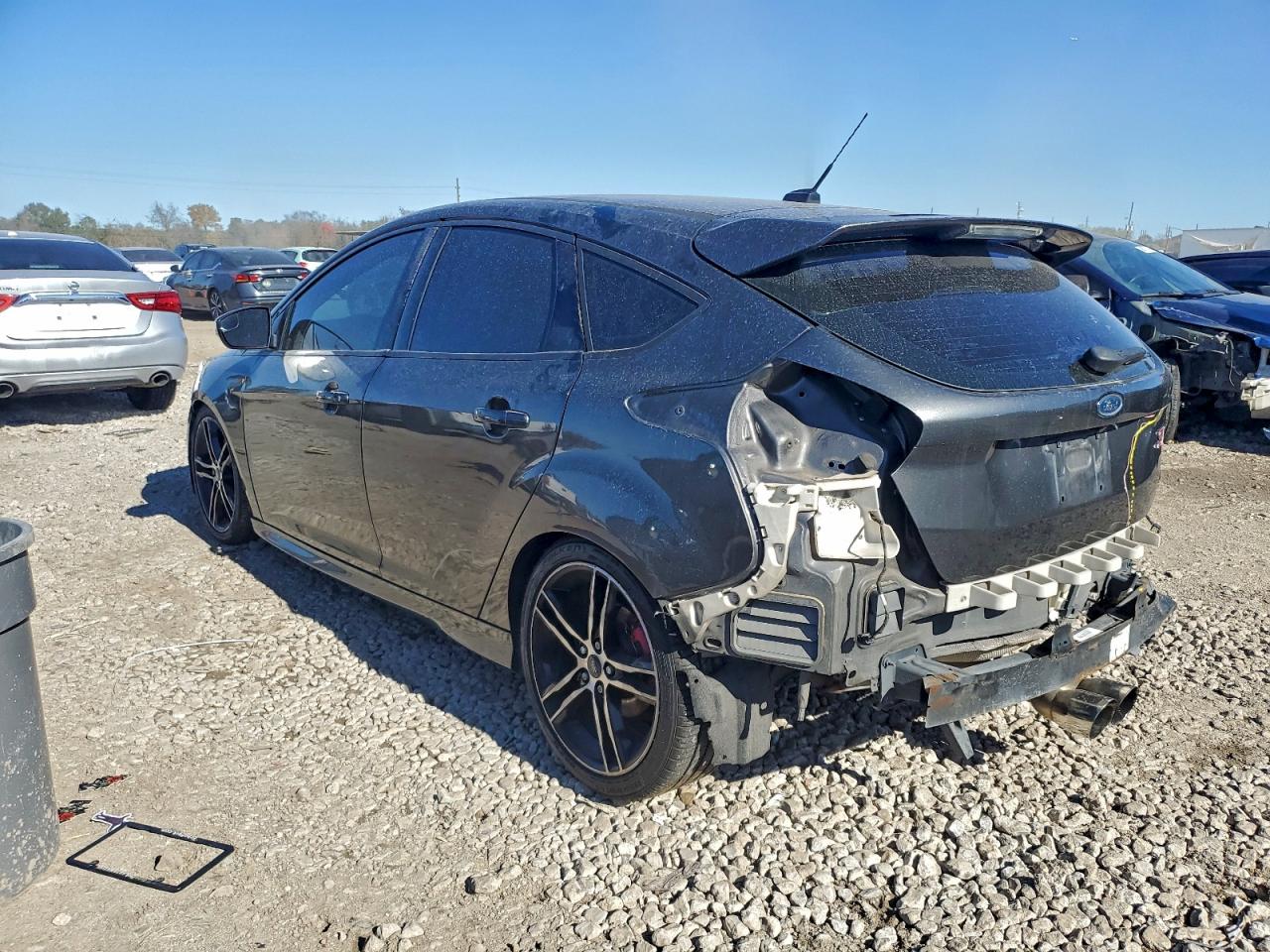 2015 FORD FOCUS ST photo 2