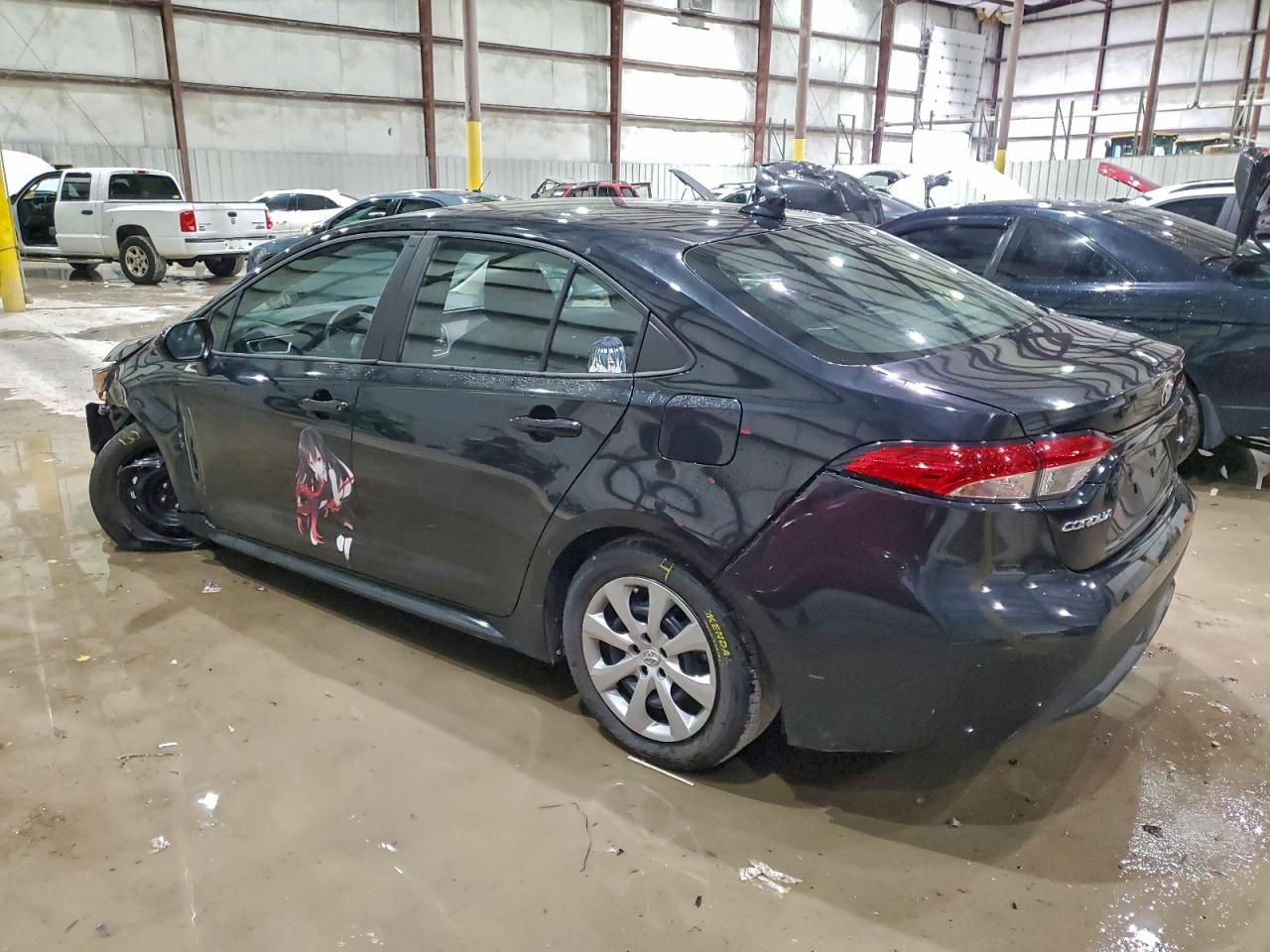2021 TOYOTA COROLLA LE photo 4