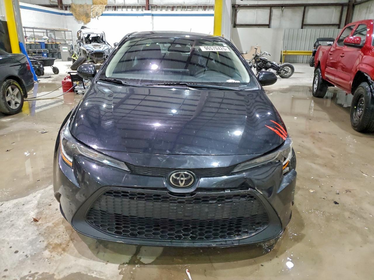 2021 TOYOTA COROLLA LE photo 13