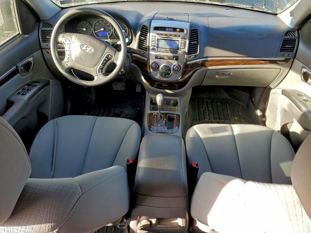 2011 HYUNDAI SANTA FE GLS photo 8