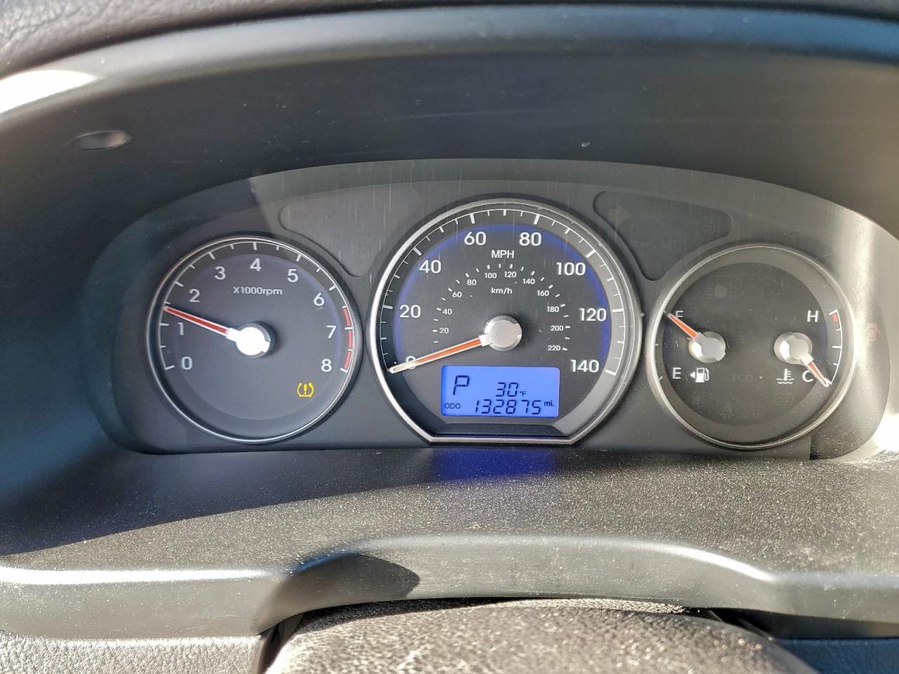2011 HYUNDAI SANTA FE GLS photo 9