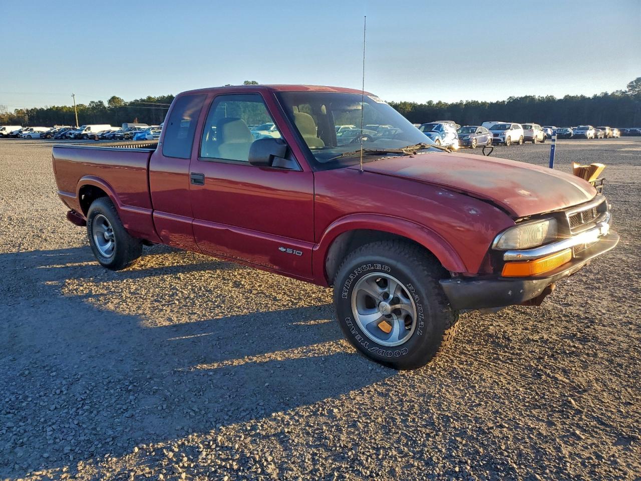 2000 CHEVROLET S TRUCK S10 photo 4