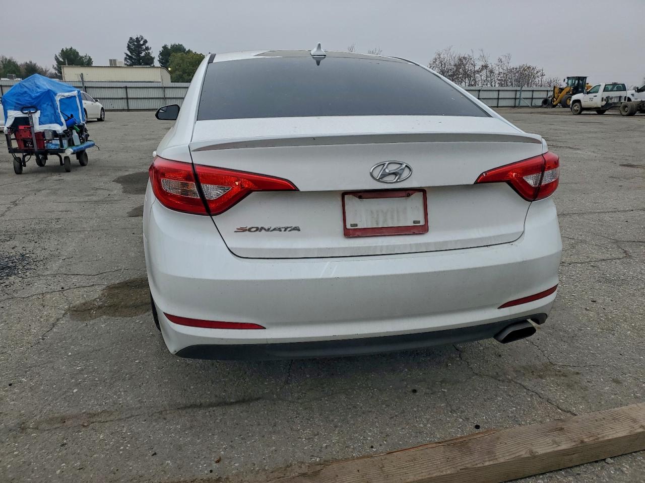 2017 HYUNDAI SONATA SE photo 6