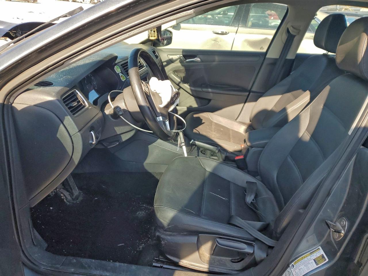 2011 VOLKSWAGEN JETTA SE photo 13