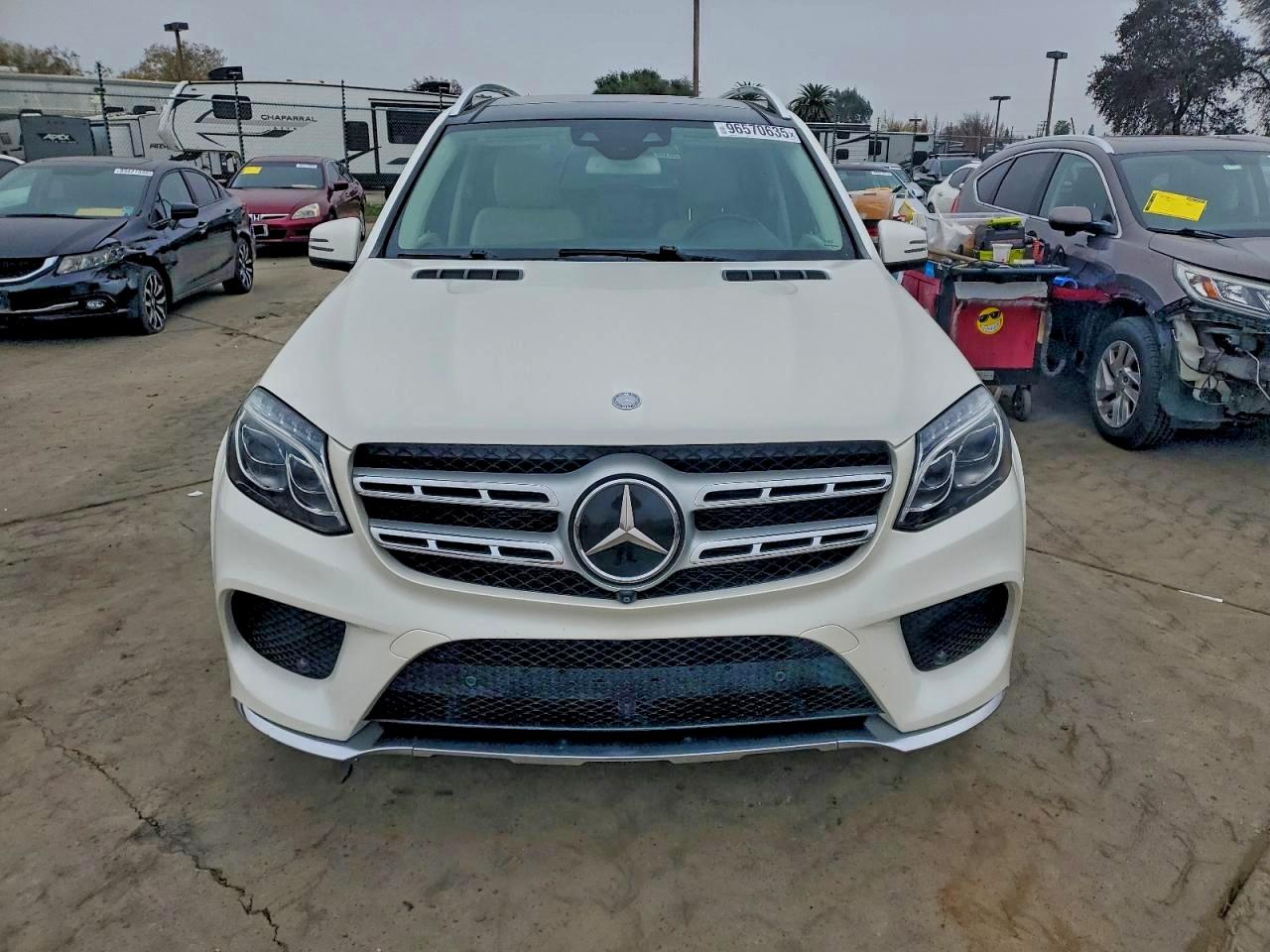 2017 MERCEDES-BENZ GLS 550 4MATIC photo 5